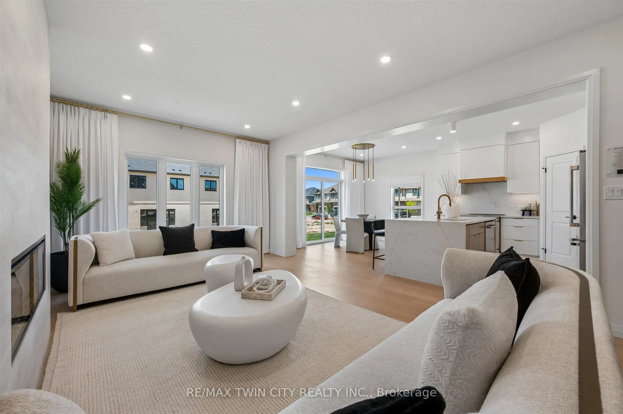 1681 Dunkirk Avenue