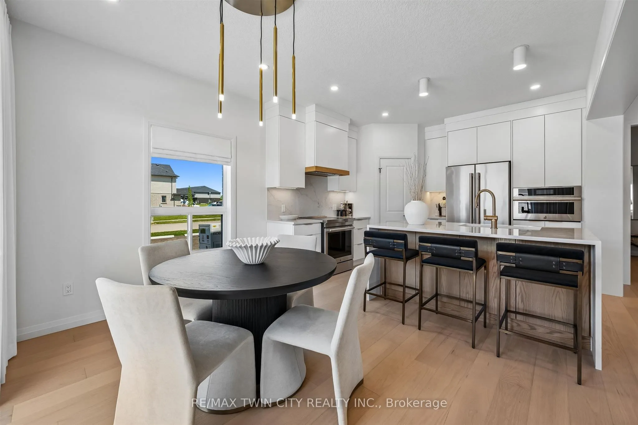1681 Dunkirk Avenue