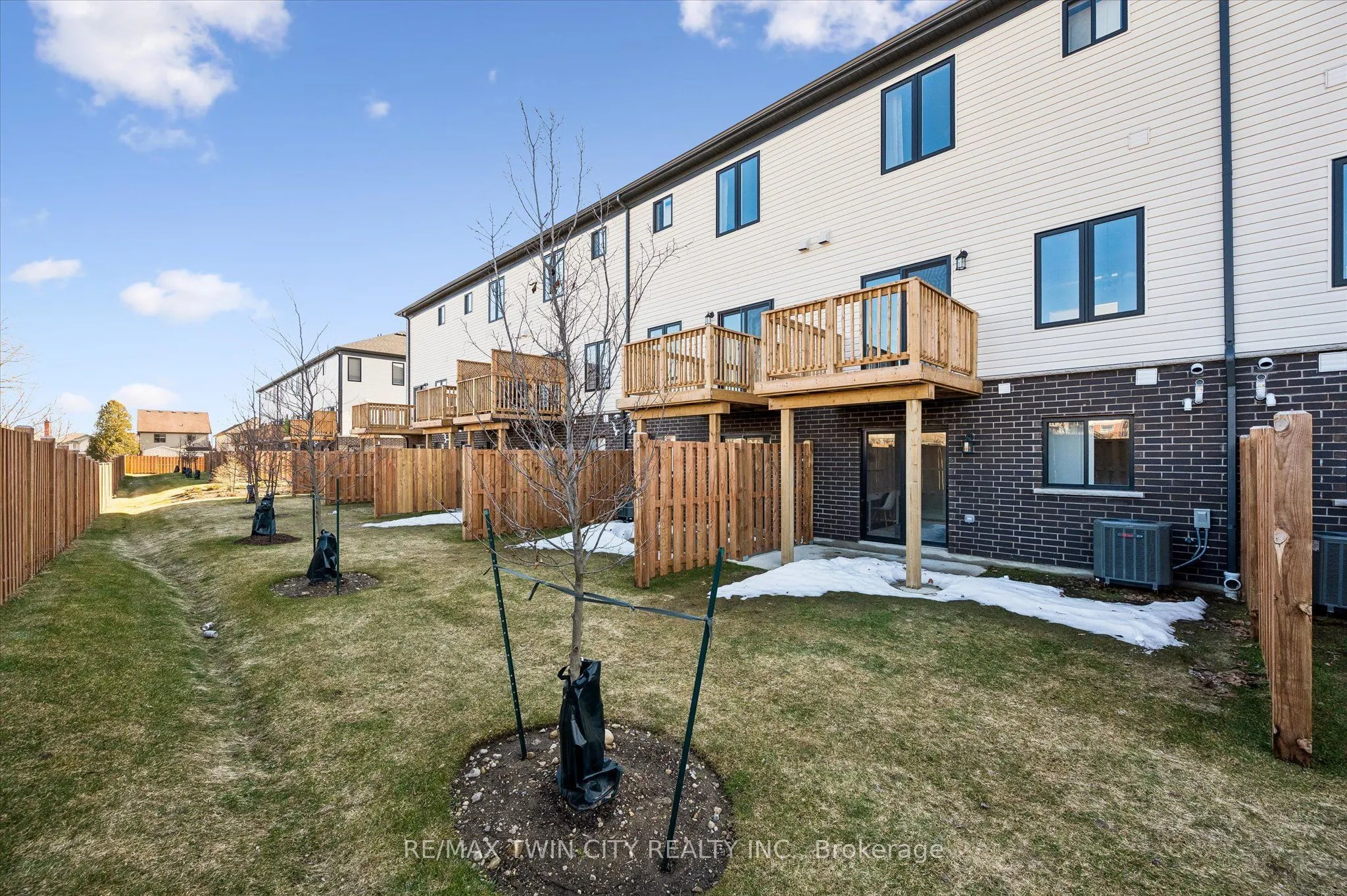 23 Sora Lane #4