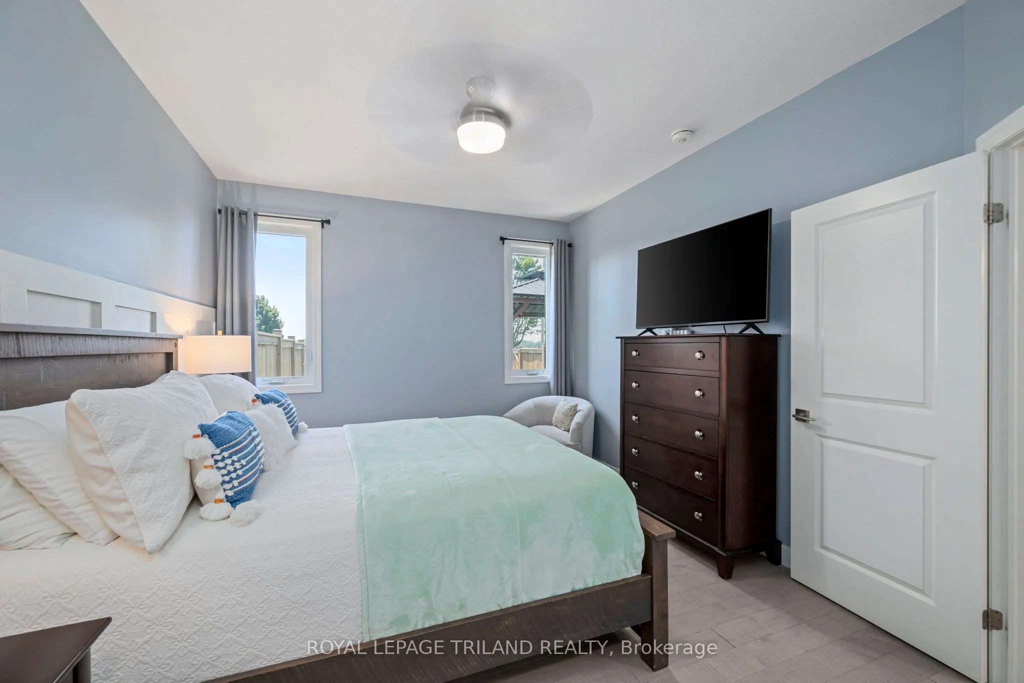 32 Charter Creek Court