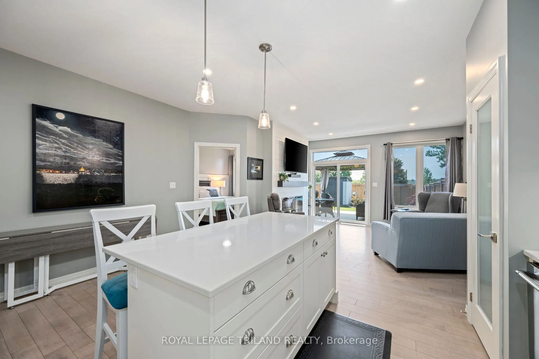 32 Charter Creek Court
