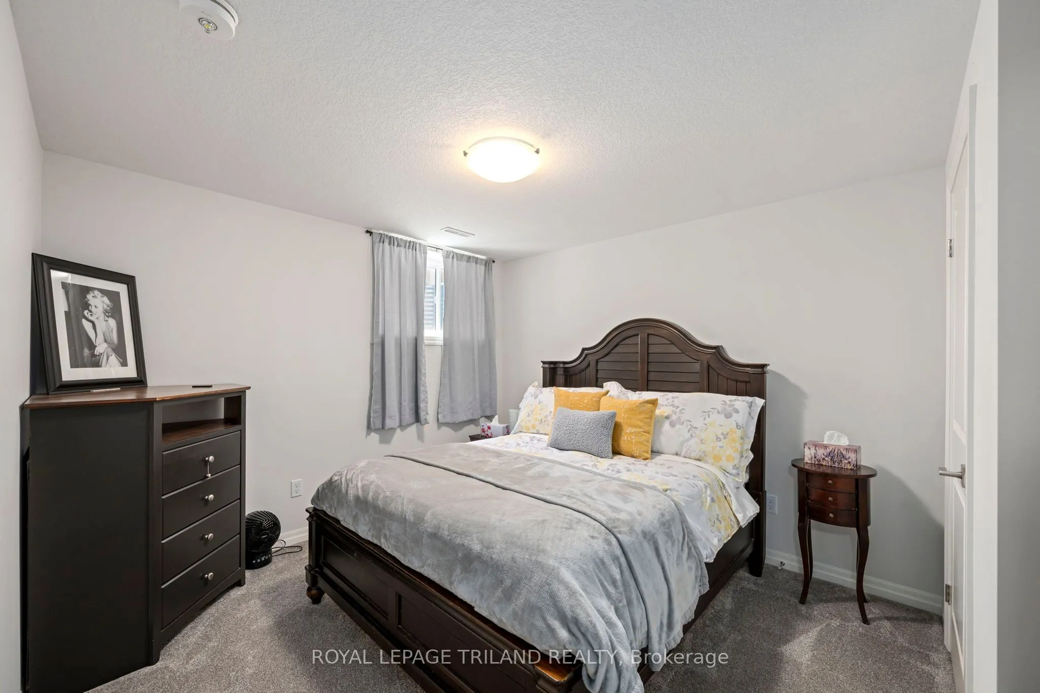 32 Charter Creek Court