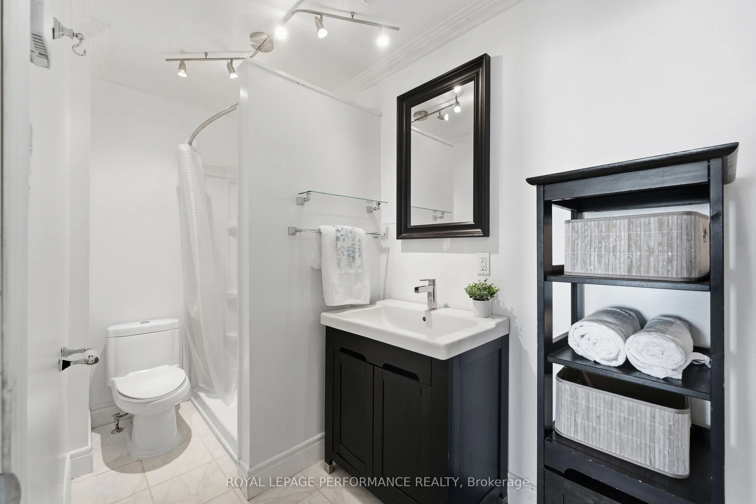 3415 Uplands Drive #11