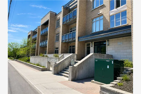 682 Churchill Avenue N #209