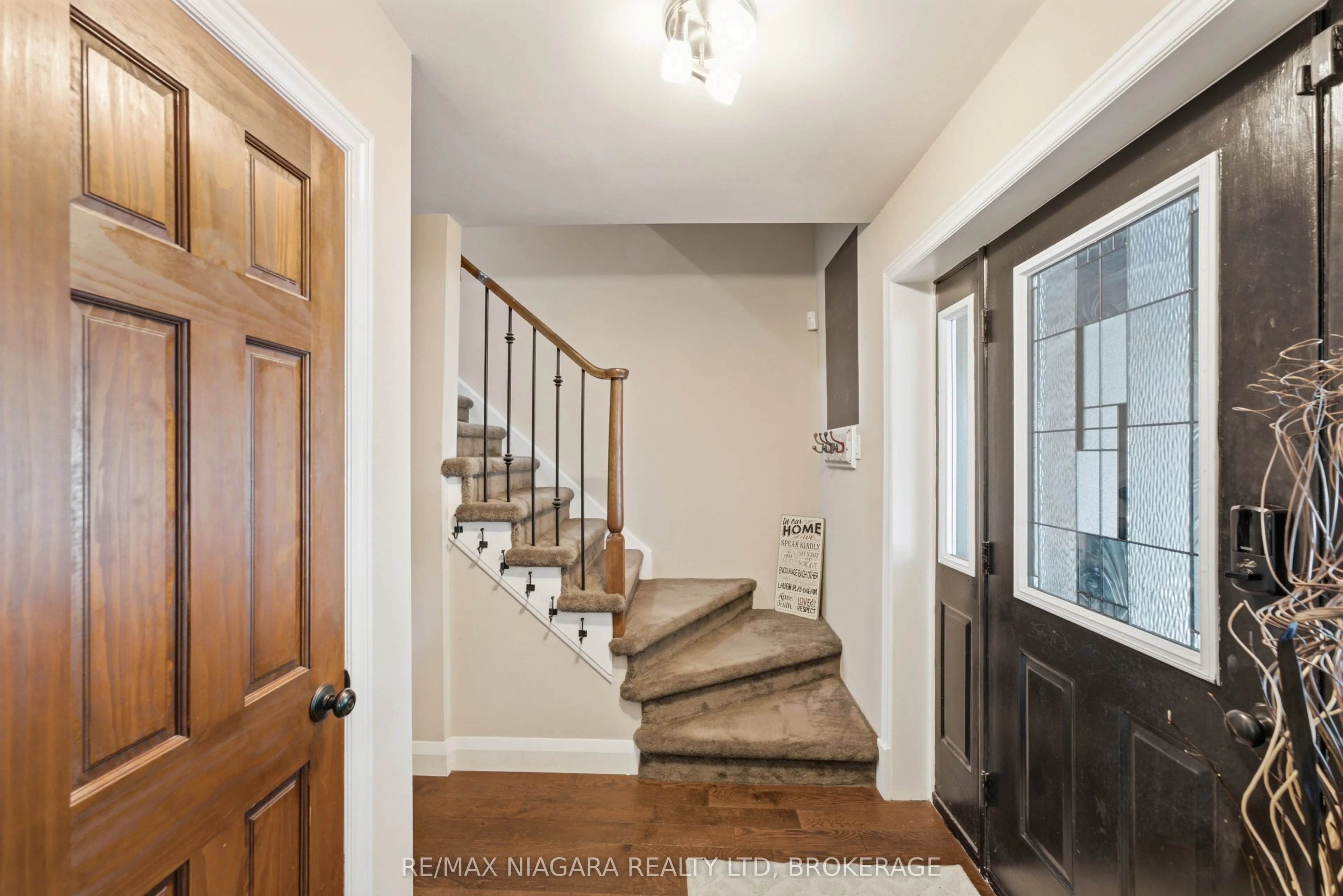 9 Beechnut Court