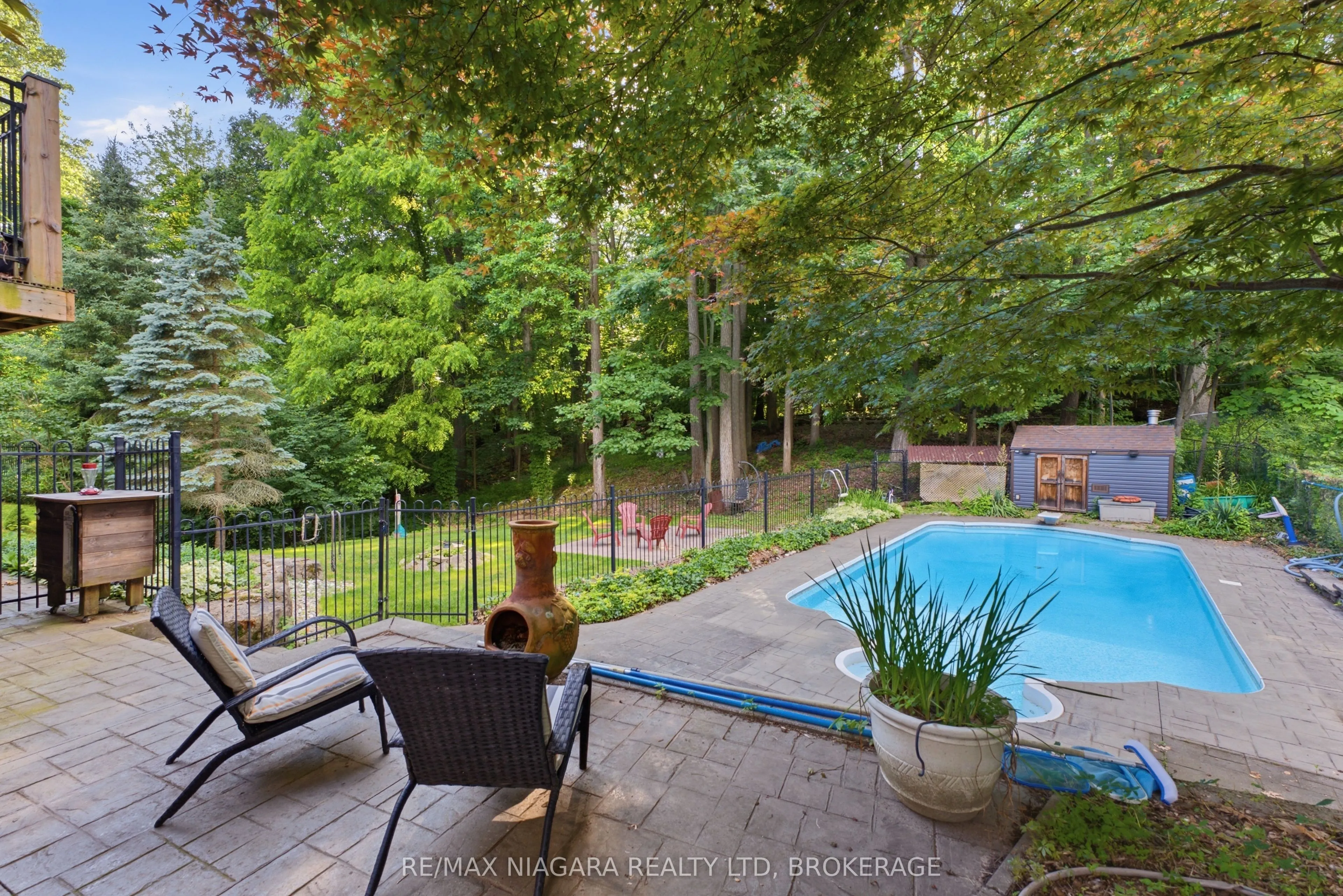 9 Beechnut Court