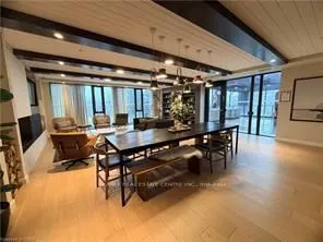 741 King Street W #301
