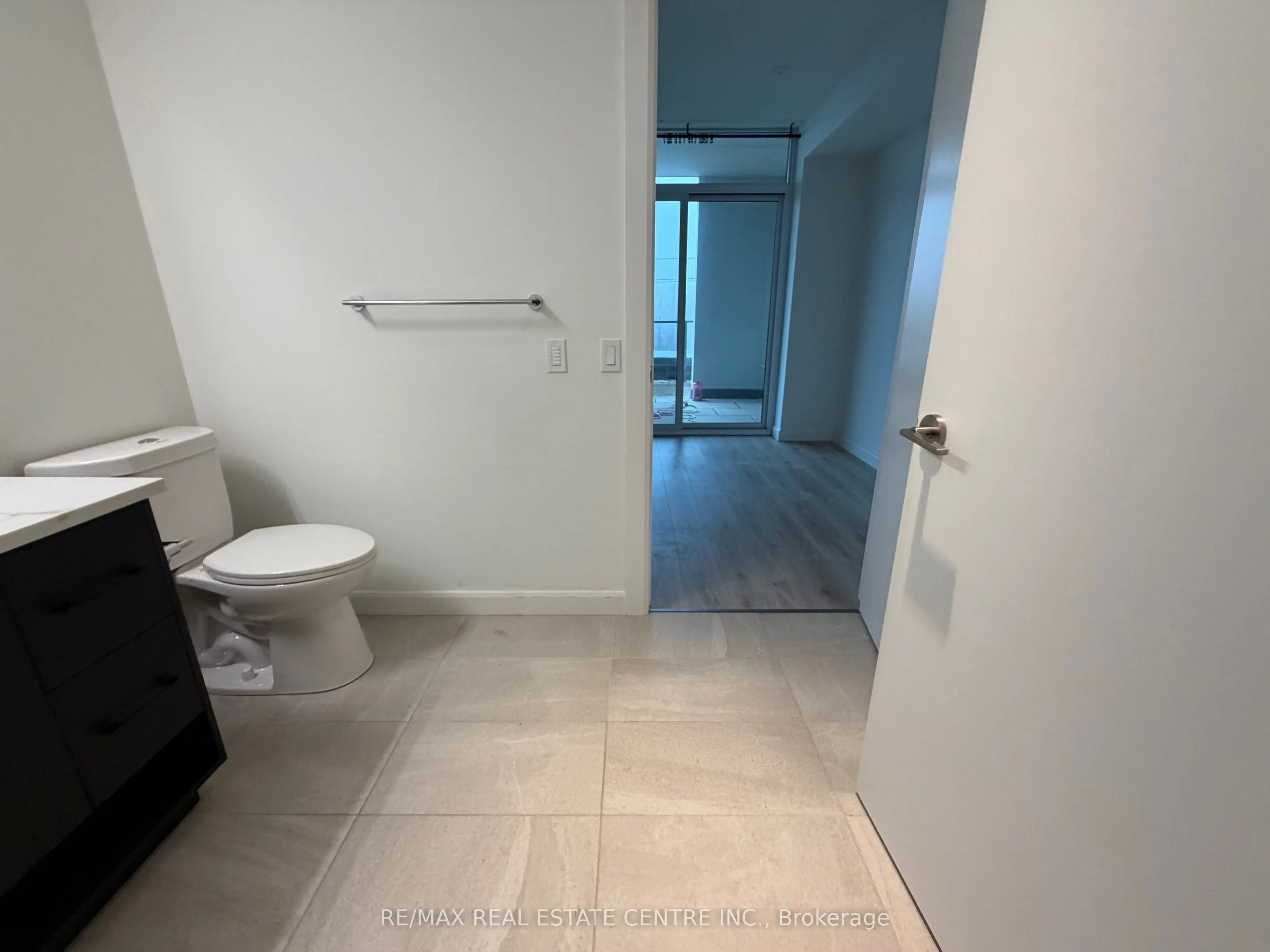 741 King Street W #301