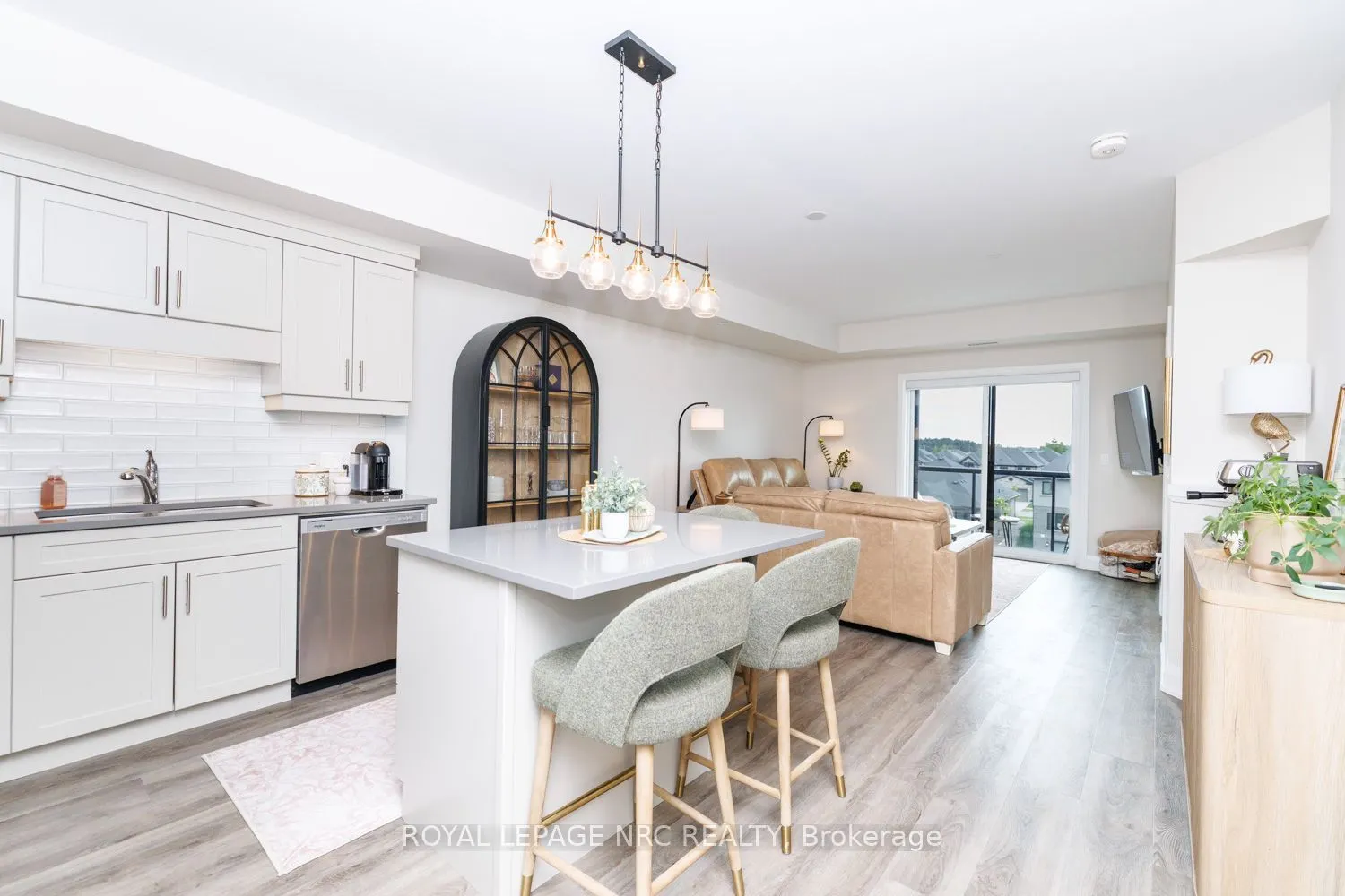 118 Summersides Boulevard #307