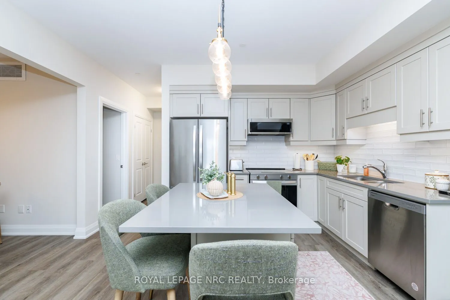 118 Summersides Boulevard #307
