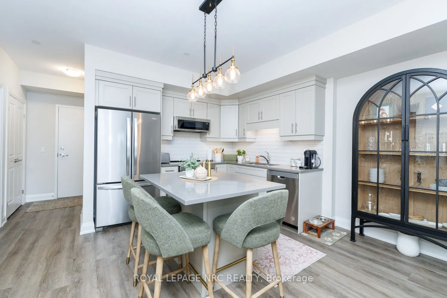 118 Summersides Boulevard #307