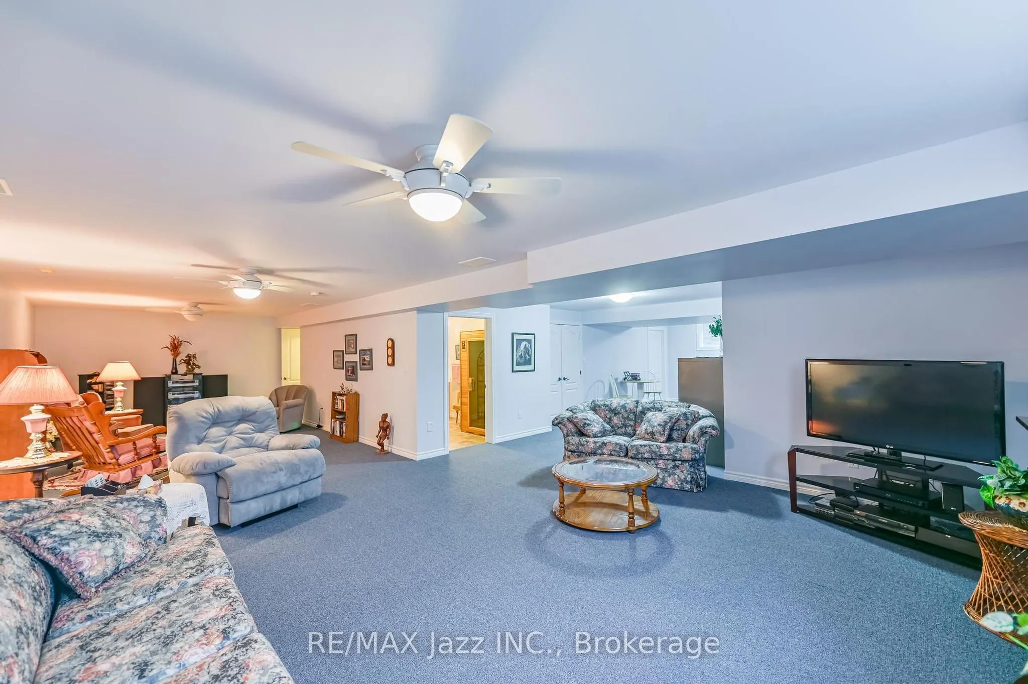 33 Ashwood Crescent