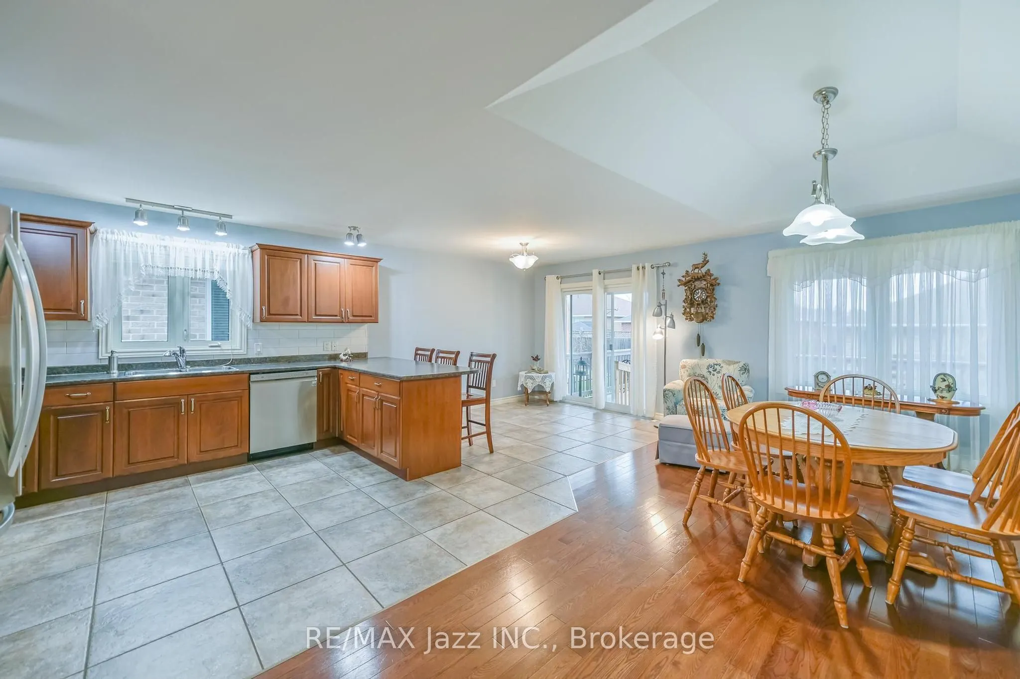 33 Ashwood Crescent