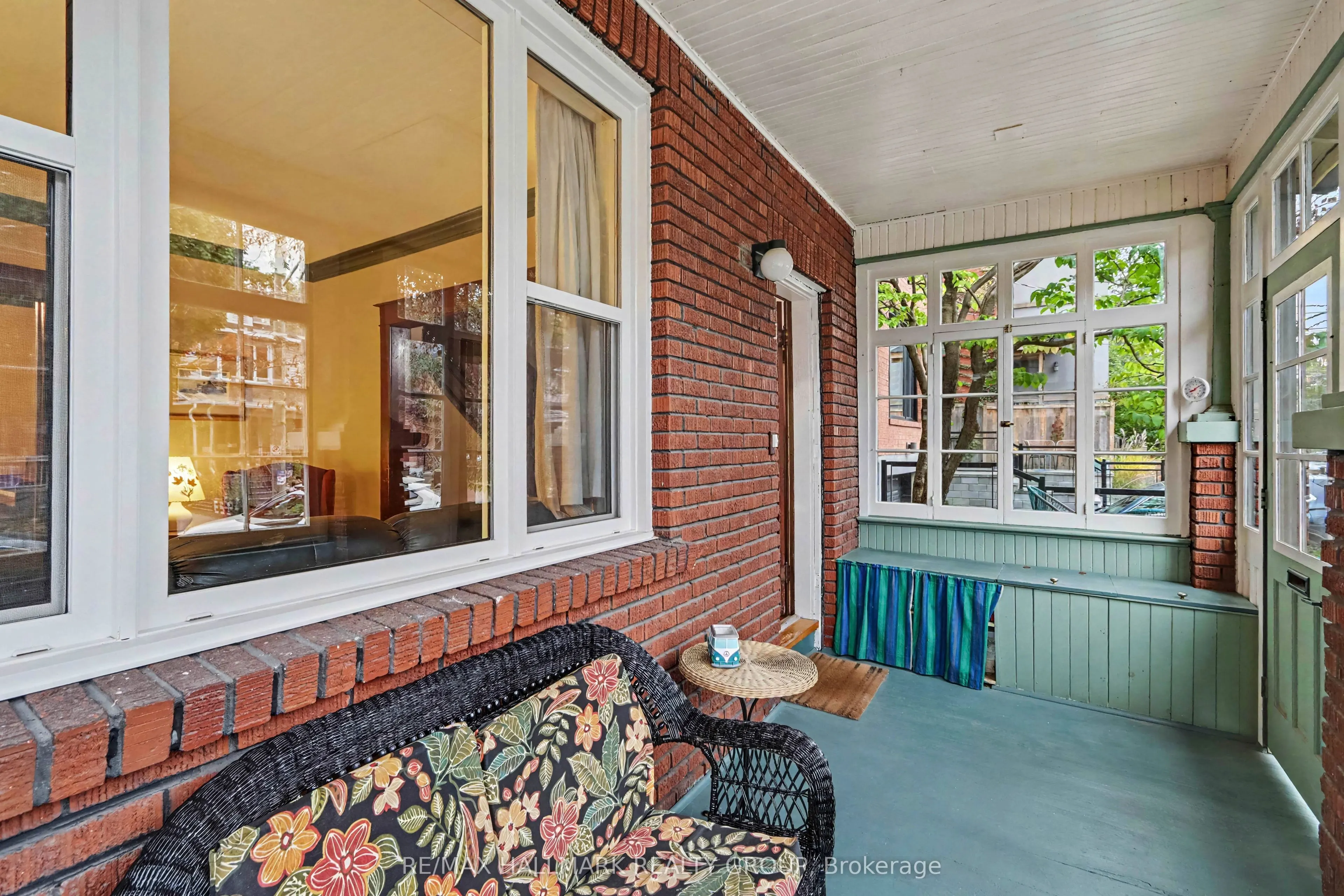 120 Hopewell Avenue