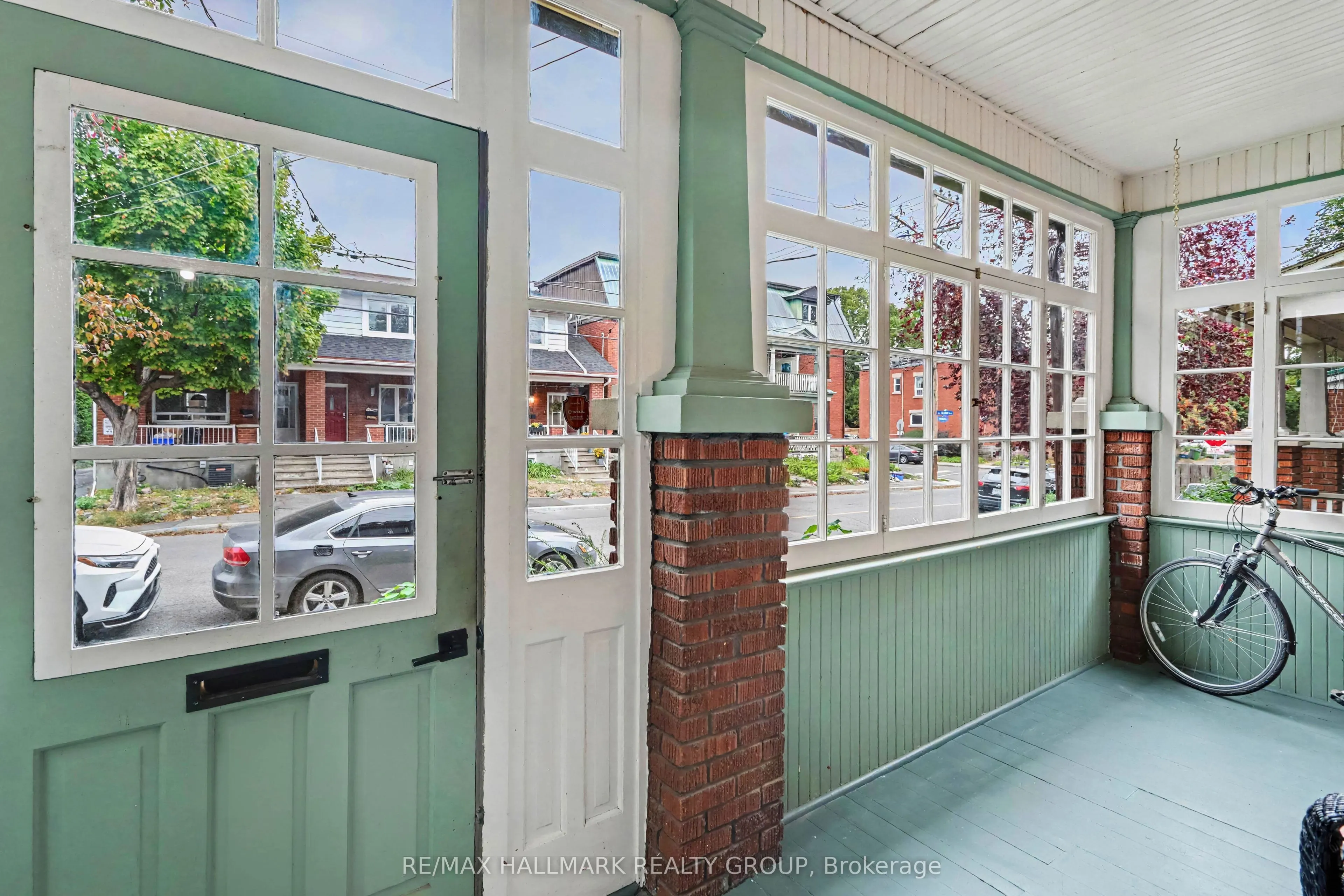 120 Hopewell Avenue