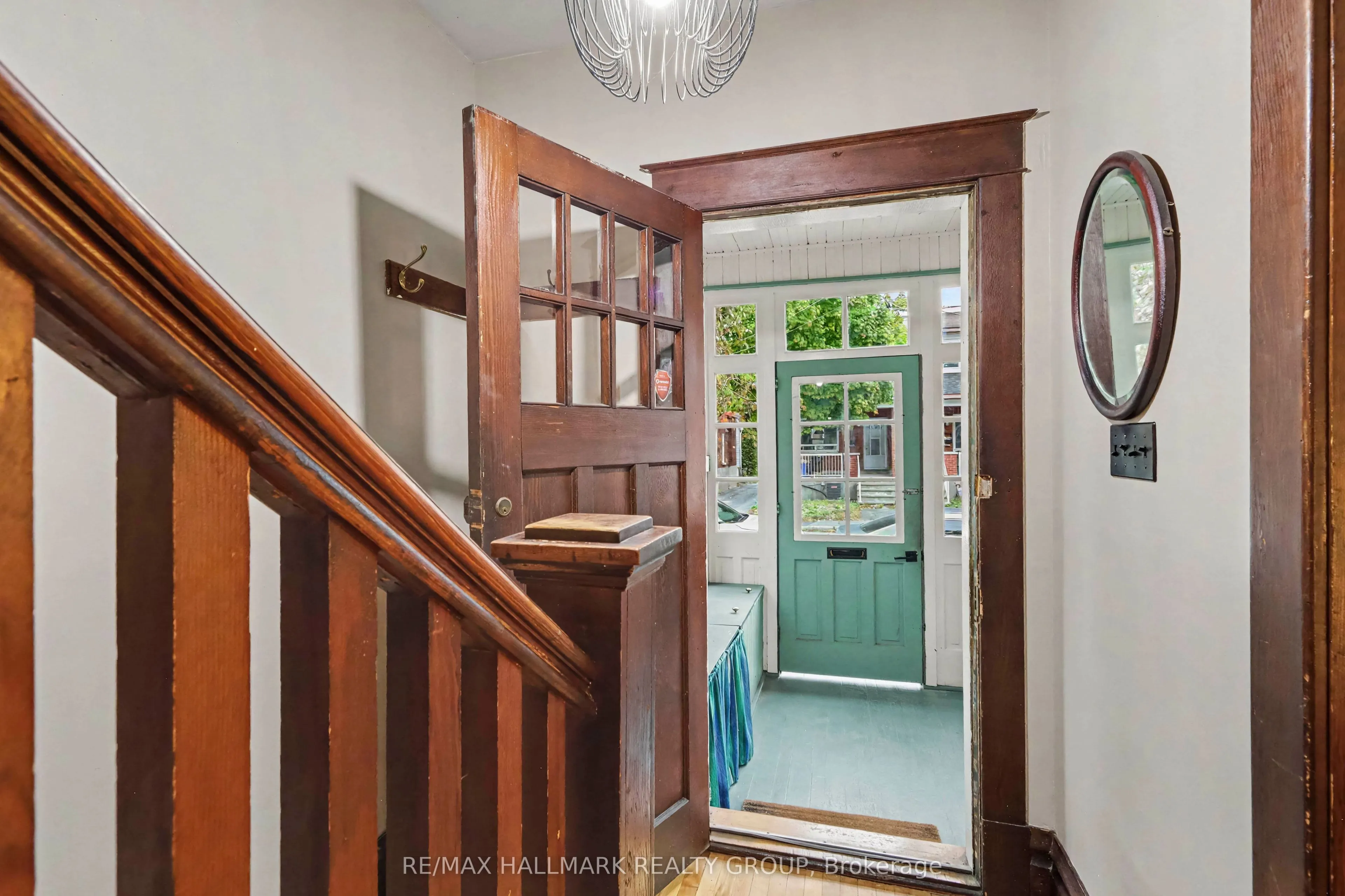 120 Hopewell Avenue