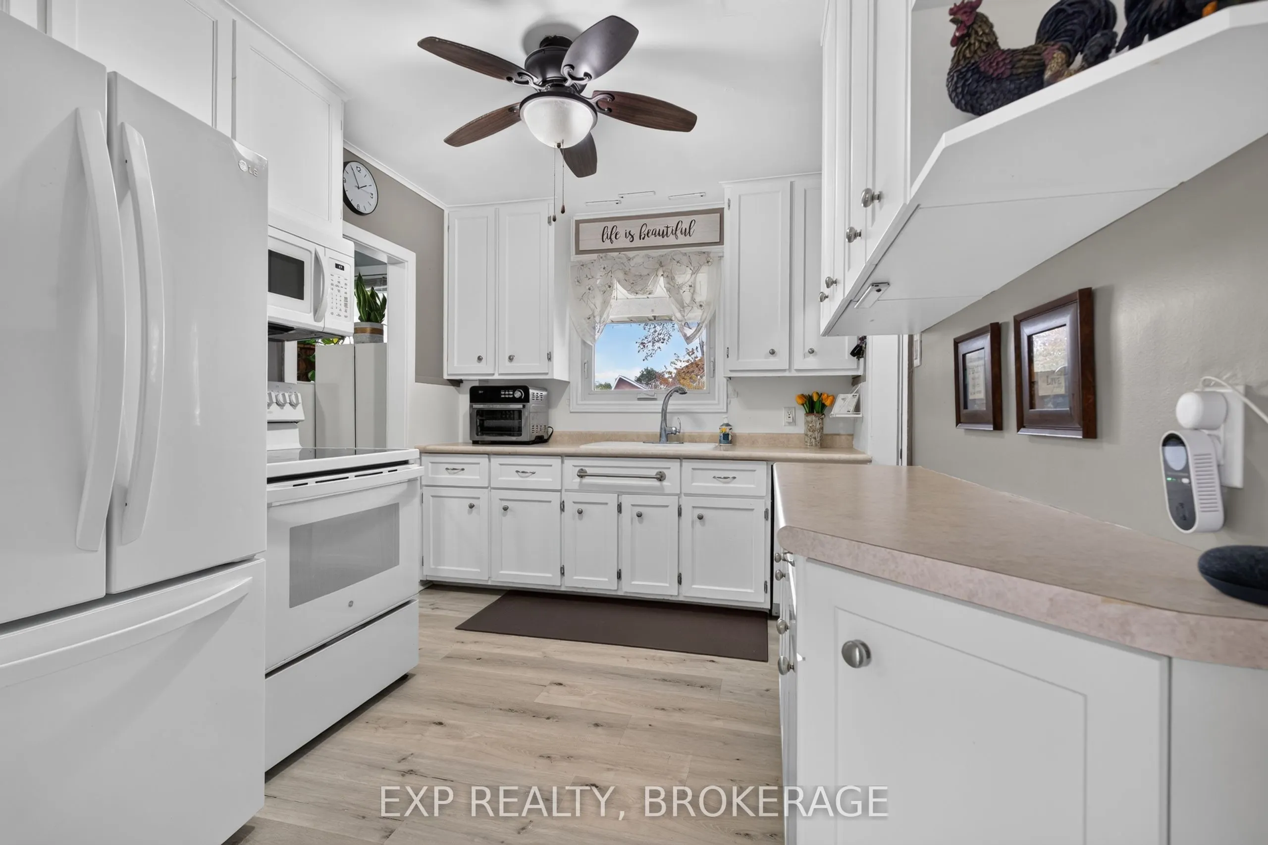 8 Ortona Crescent