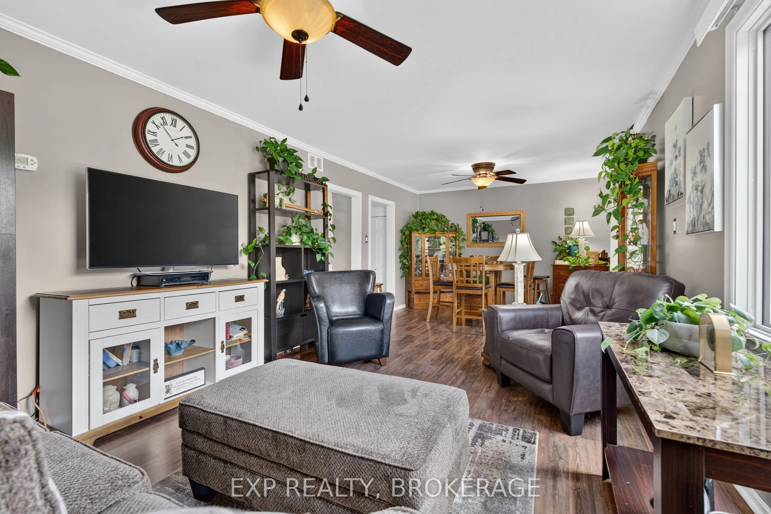 8 Ortona Crescent