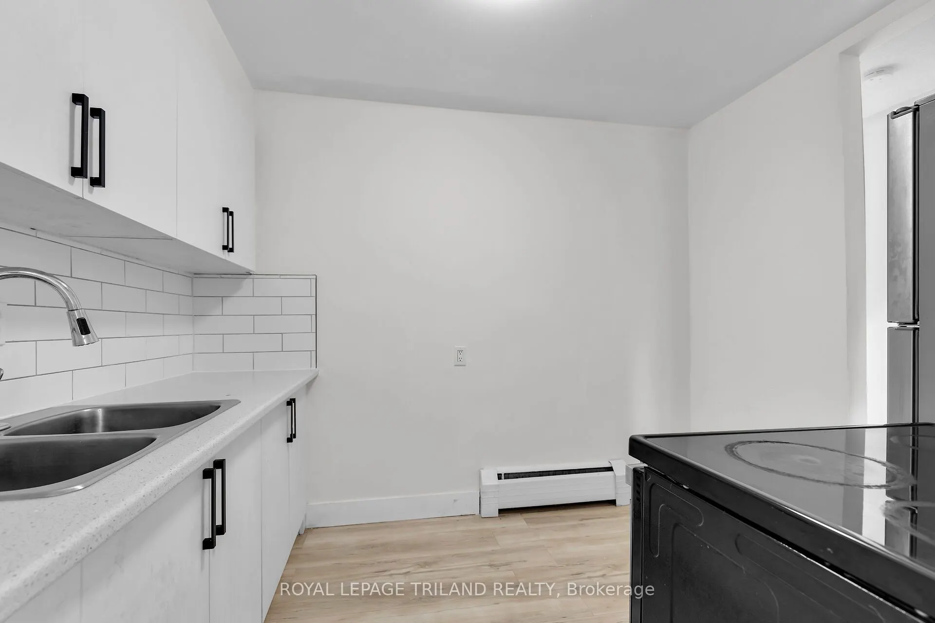 1566 Allen Place #4