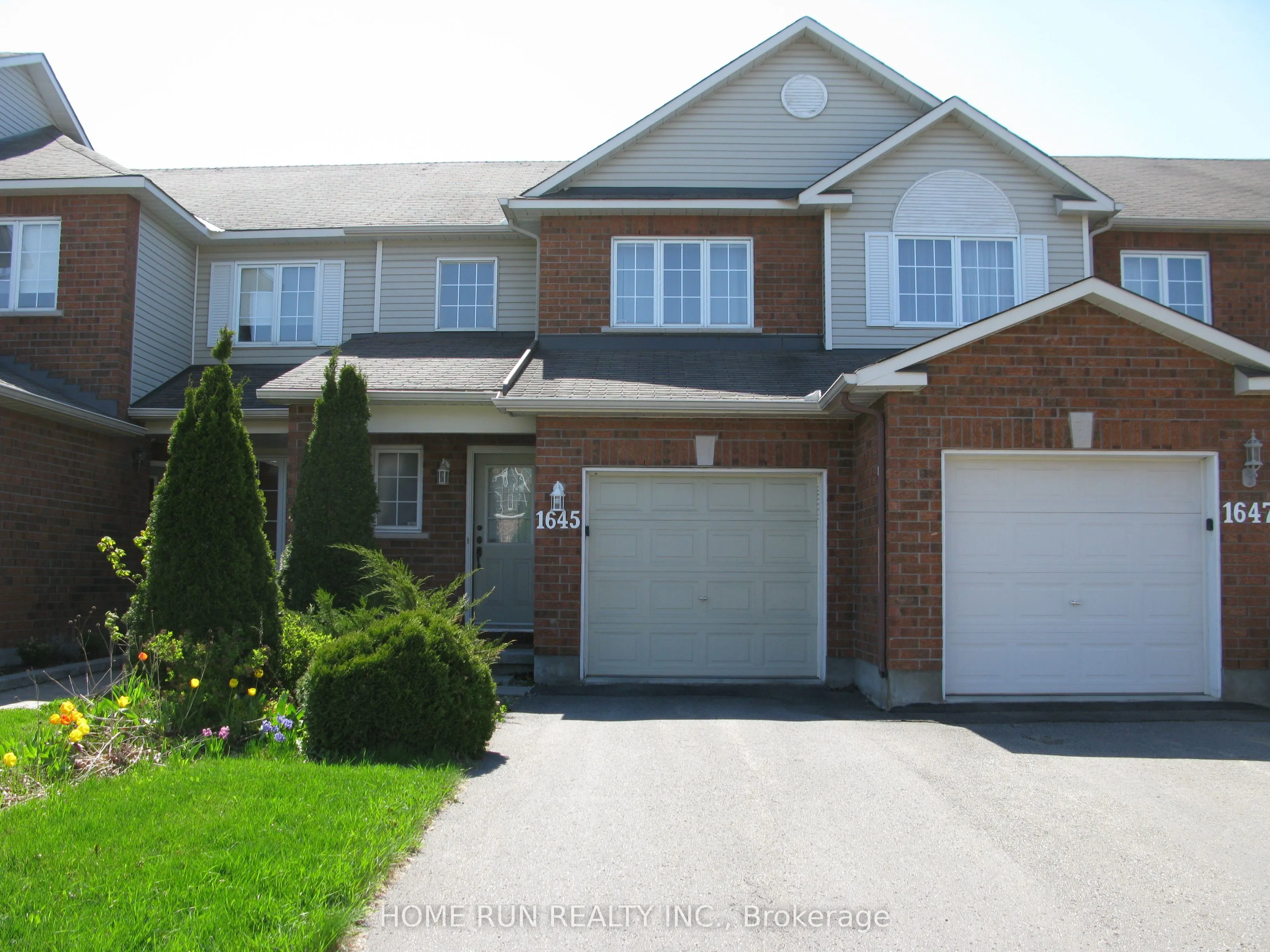 1645 Jobin Crescent