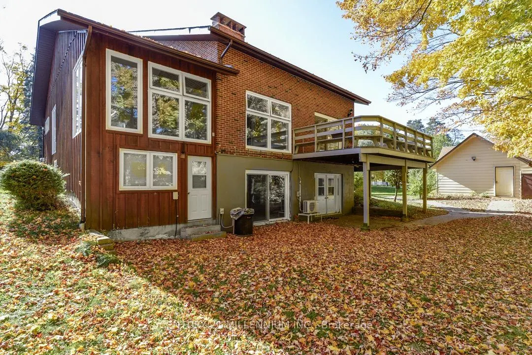 287199 10 Sideroad