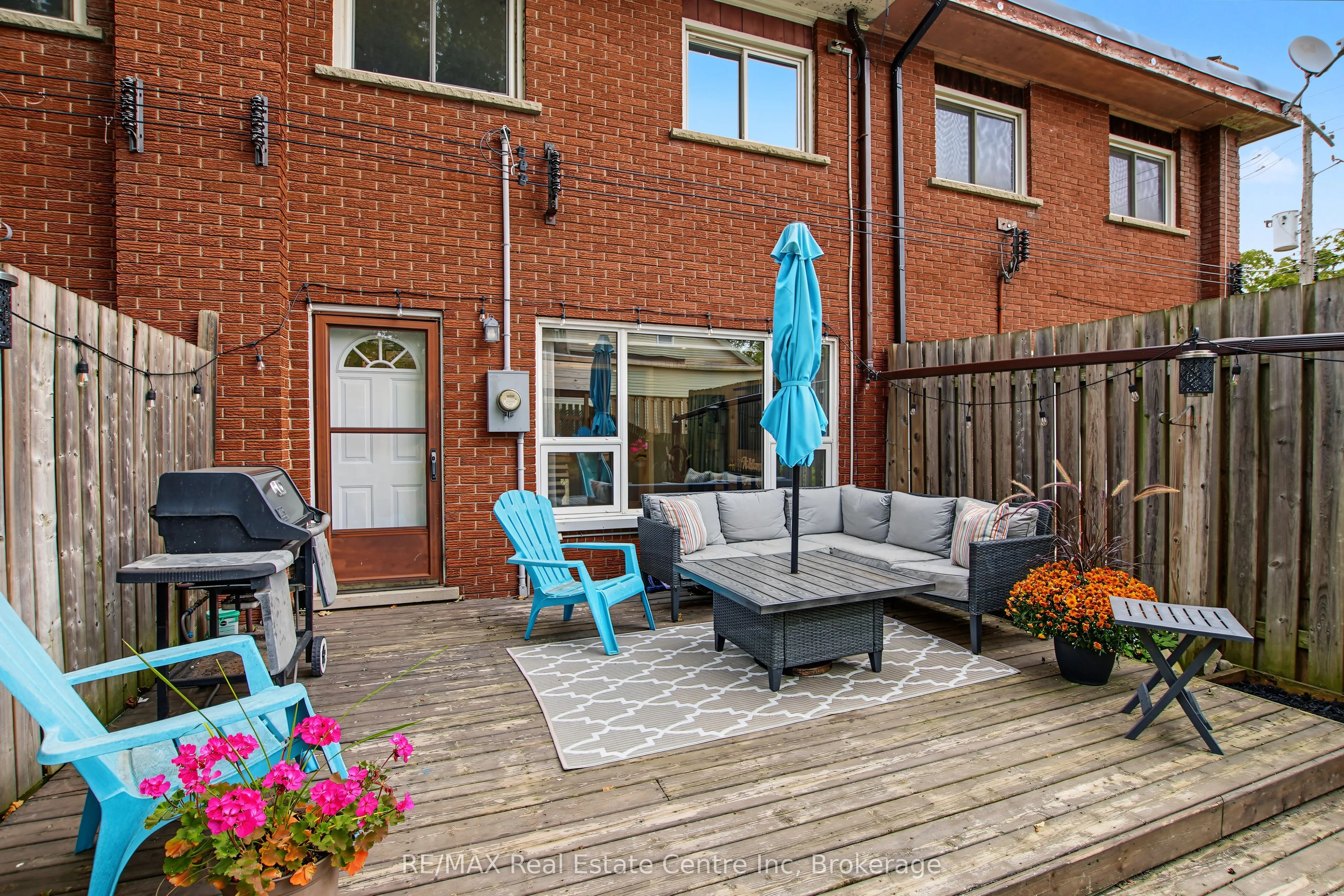 9 Greenbrook Drive