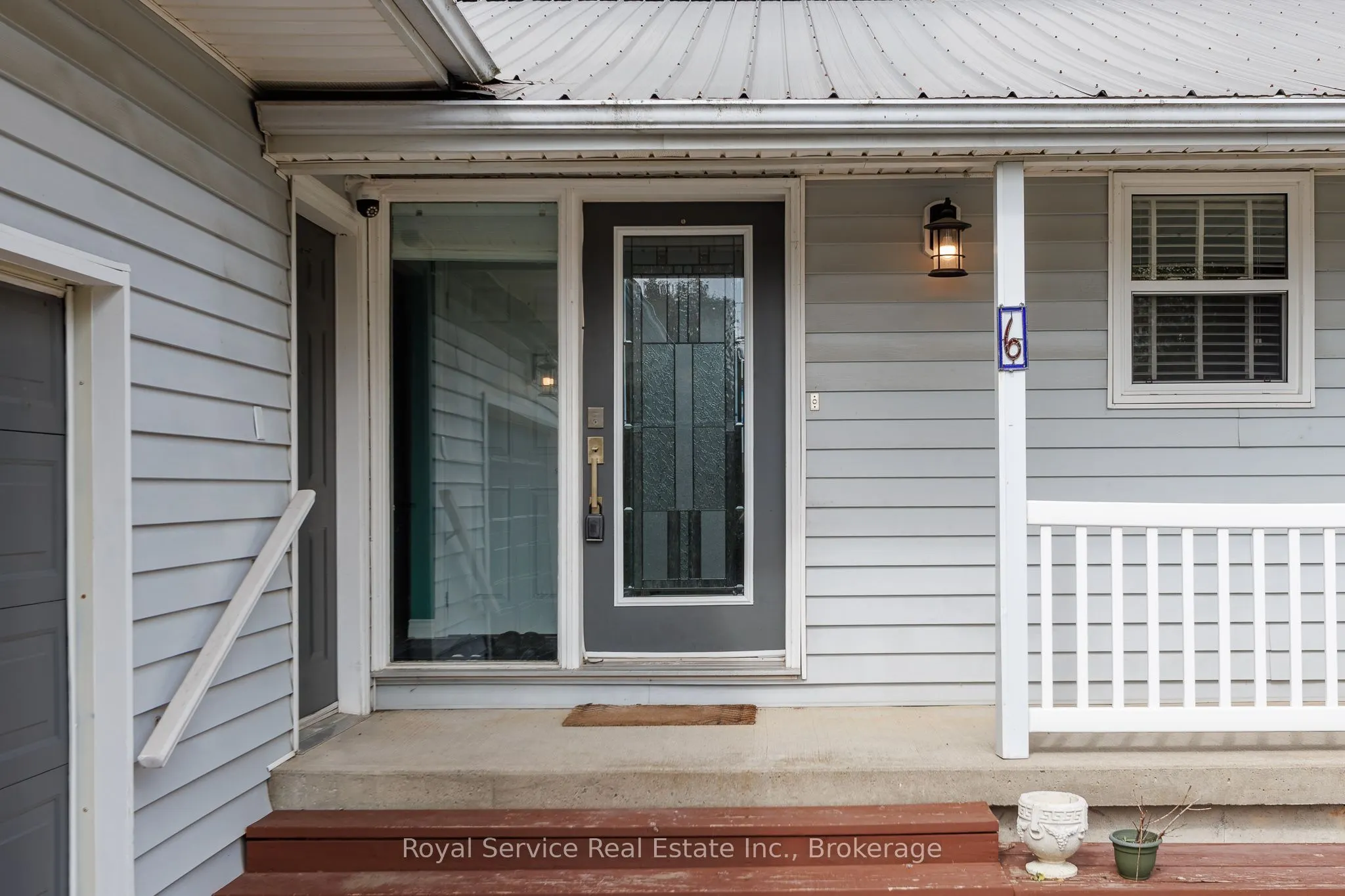 6 Clifton Road