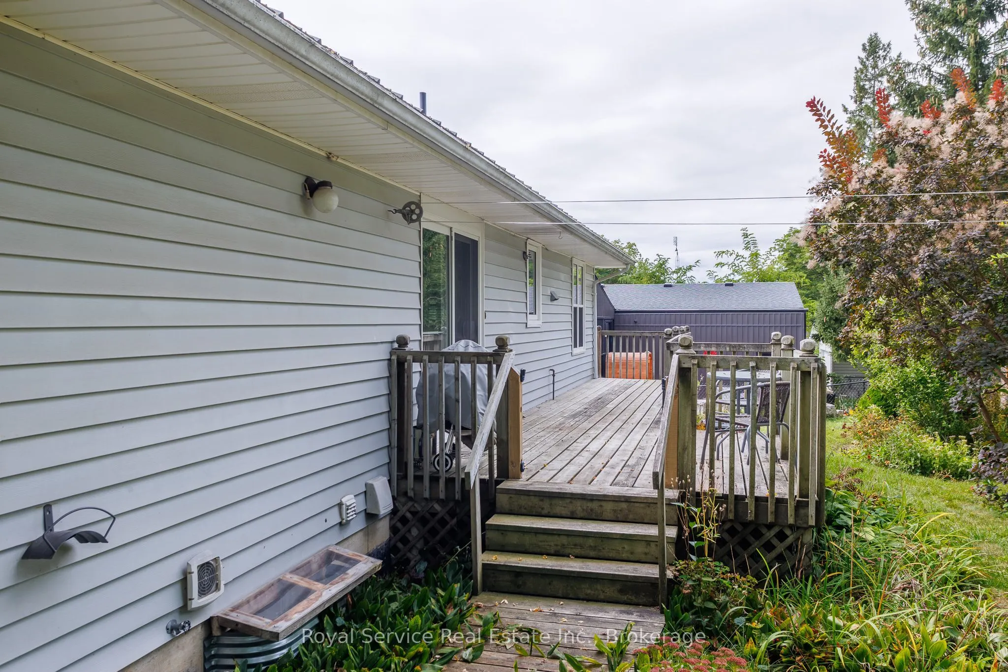 6 Clifton Road