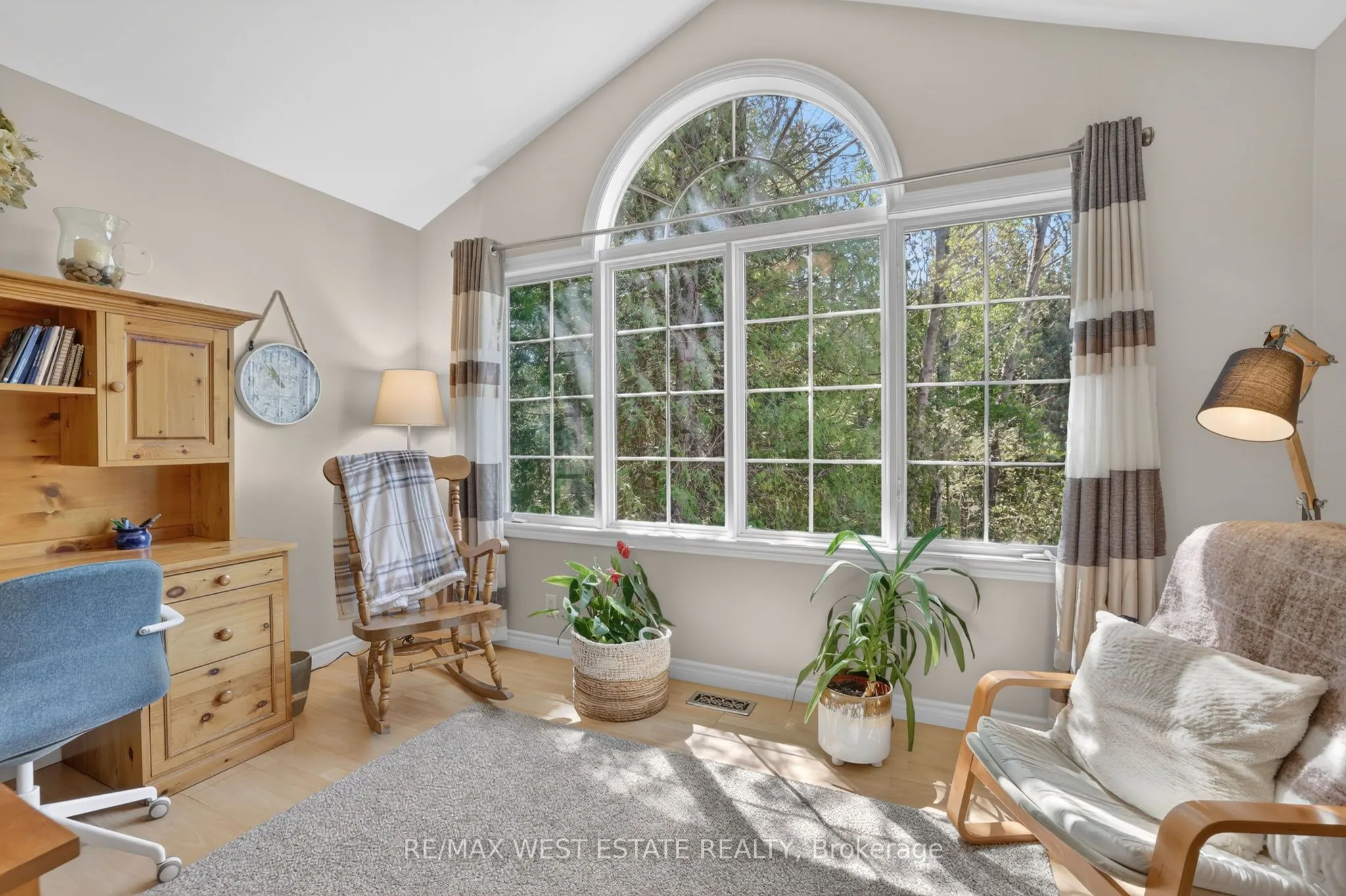 308049 Hockley Road