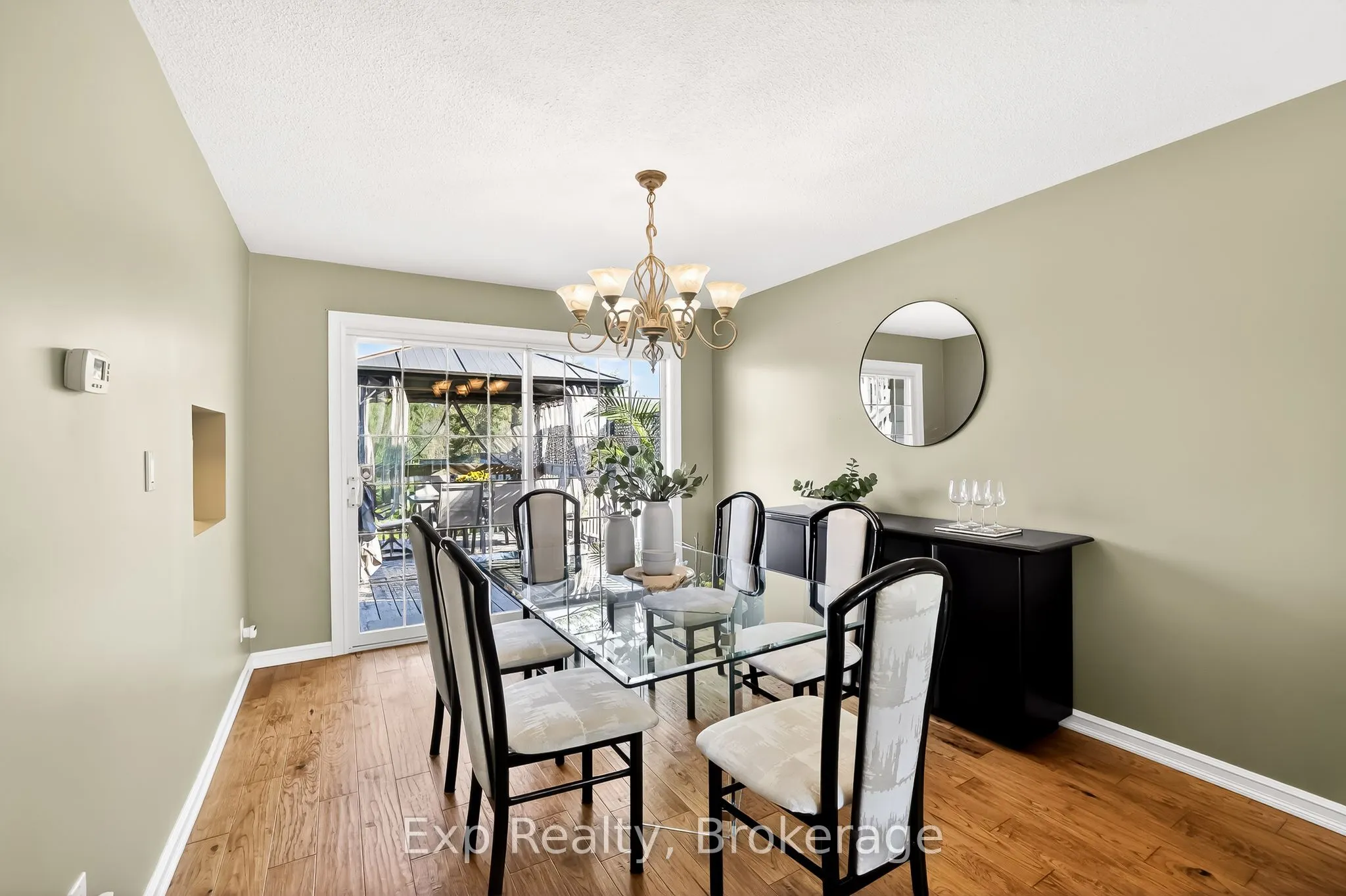1175 Lakeshore Road