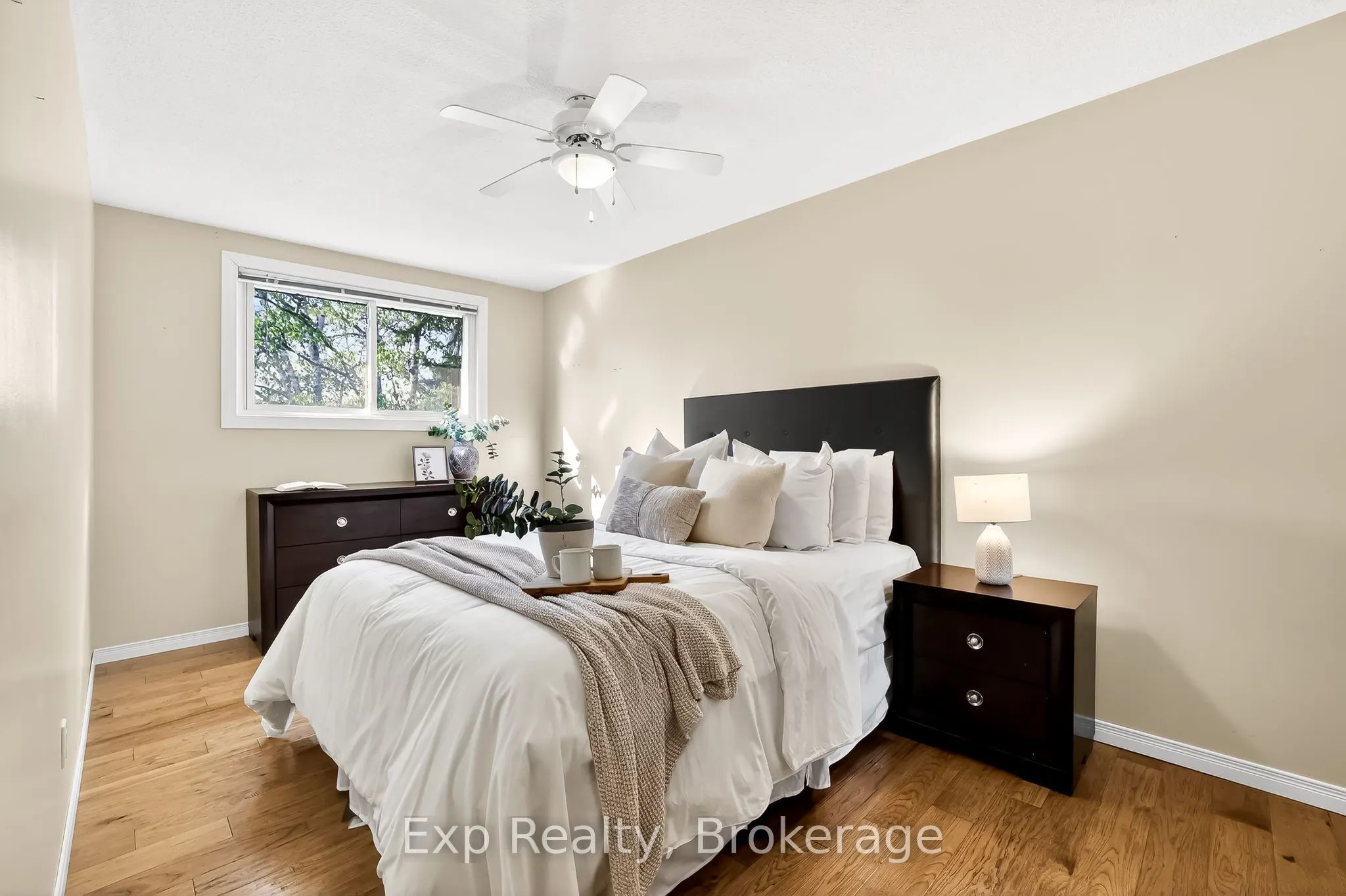 1175 Lakeshore Road