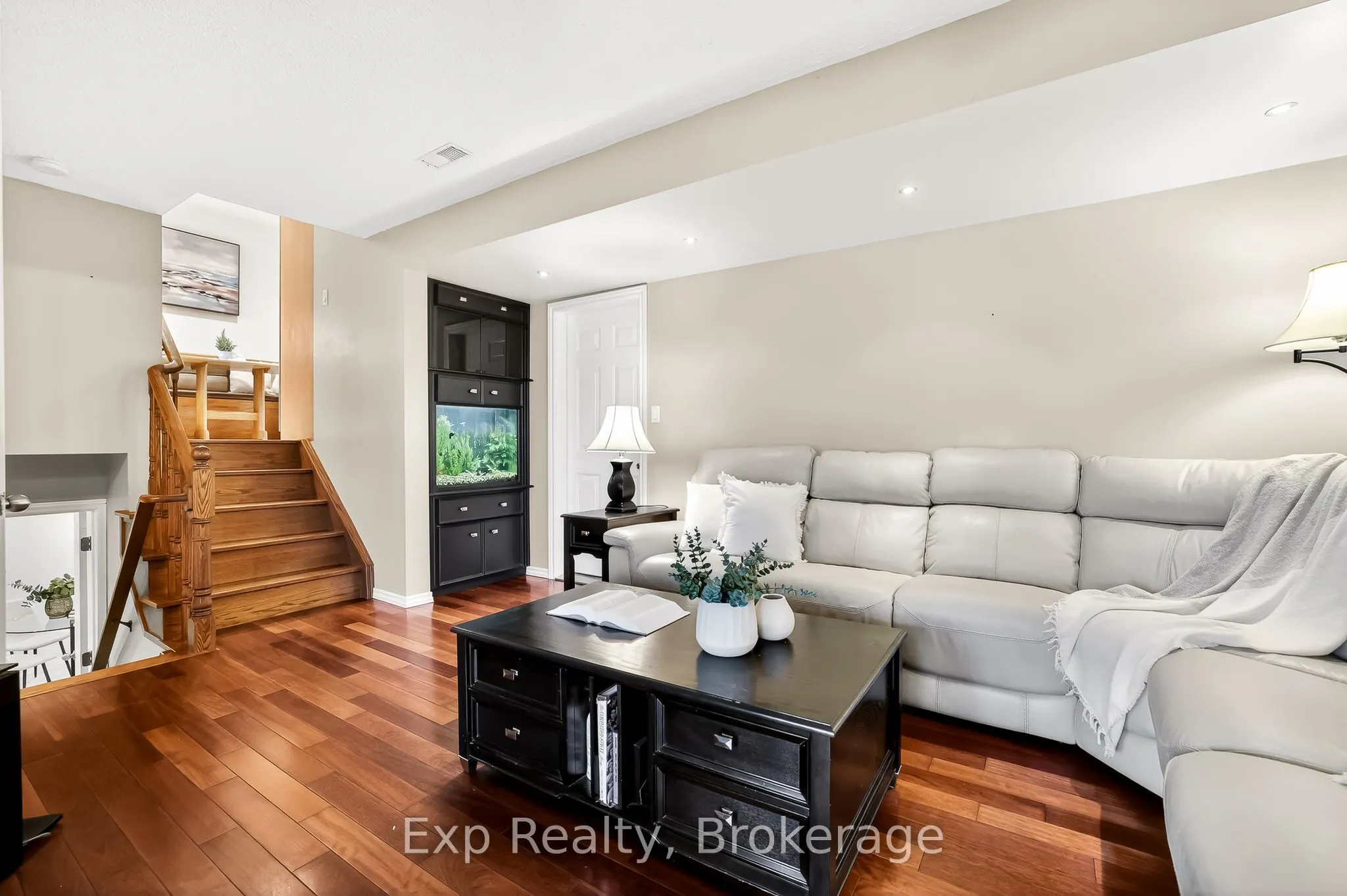 1175 Lakeshore Road