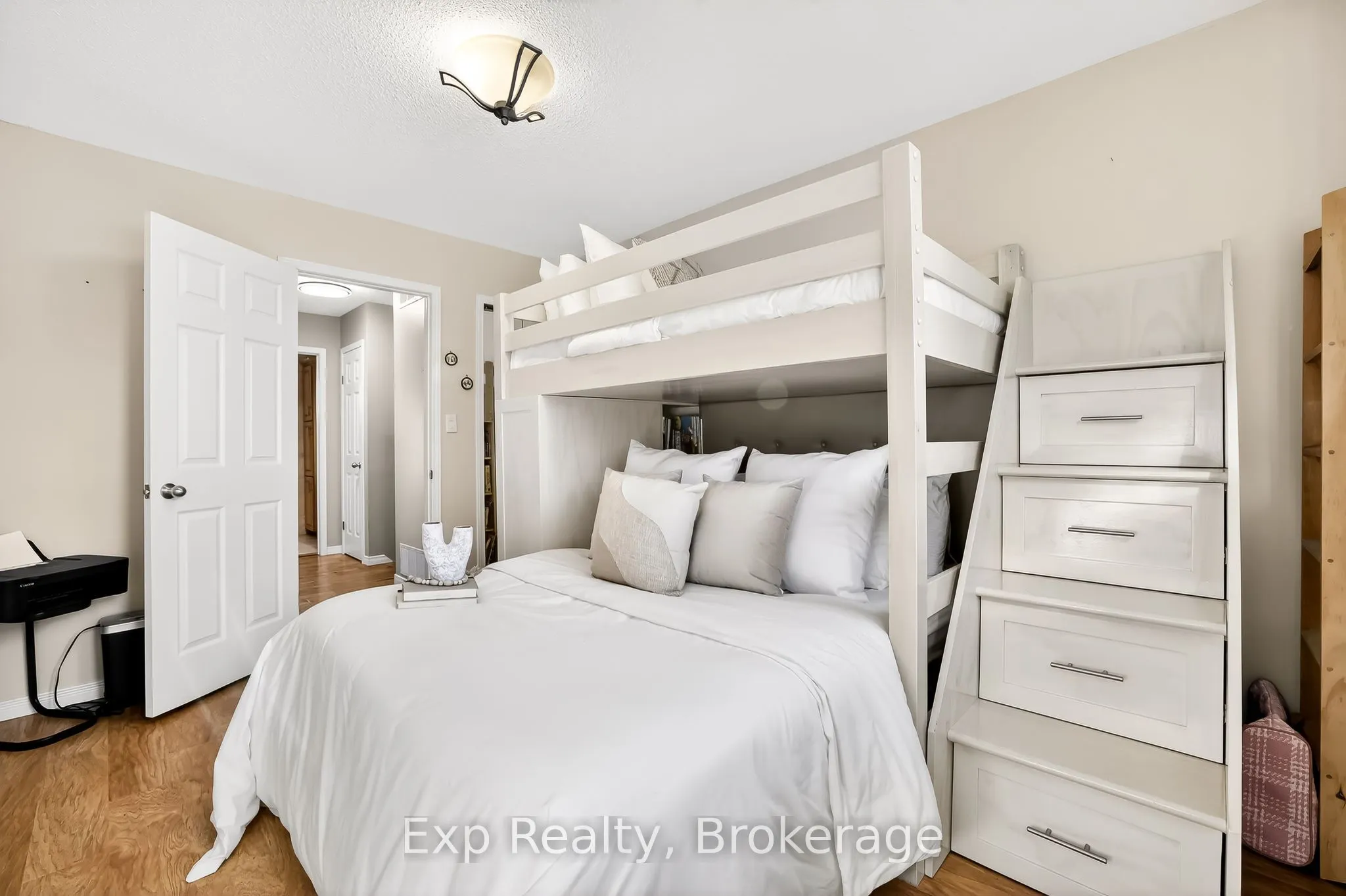 1175 Lakeshore Road
