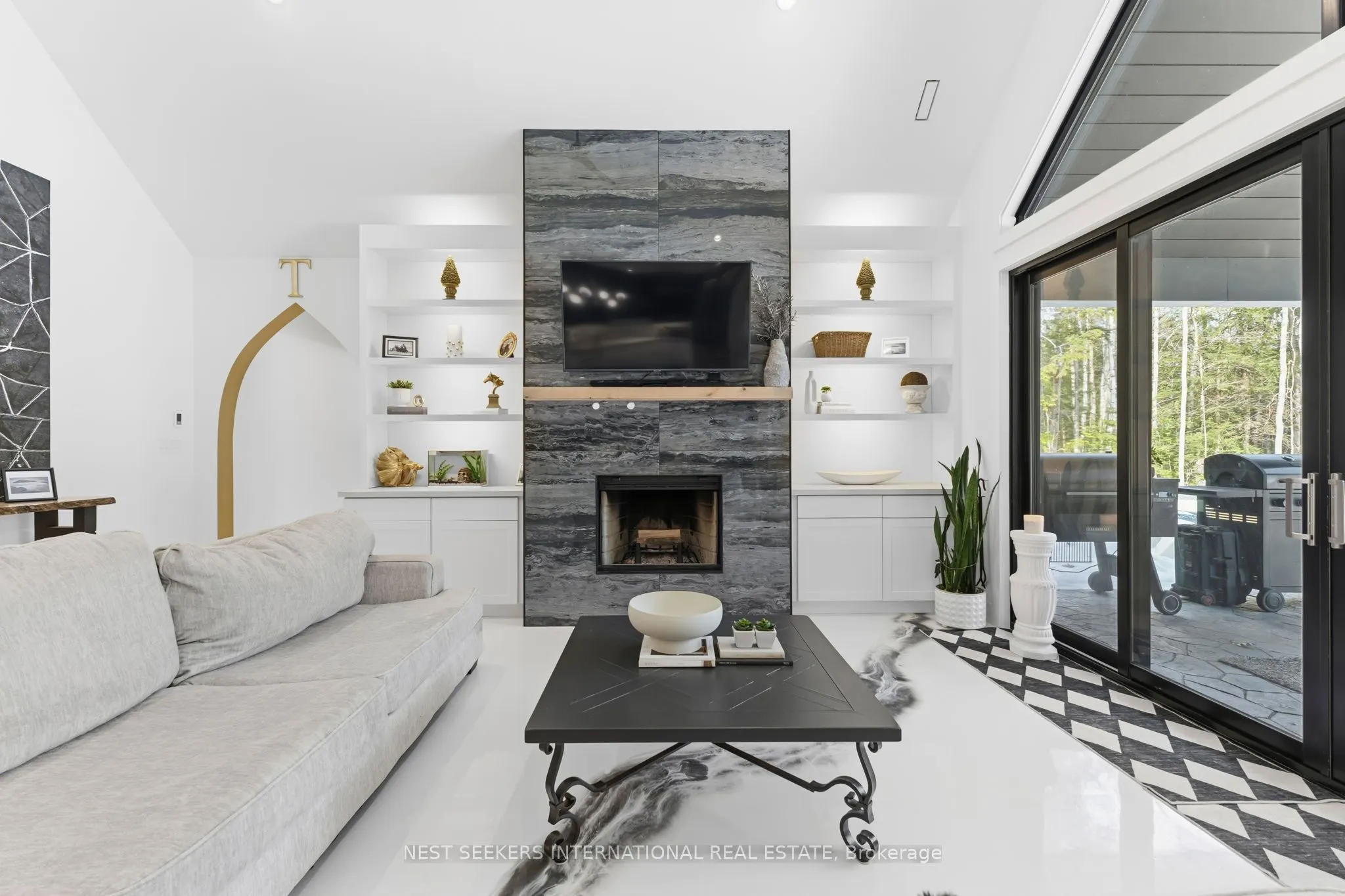 1017 Davis Drive