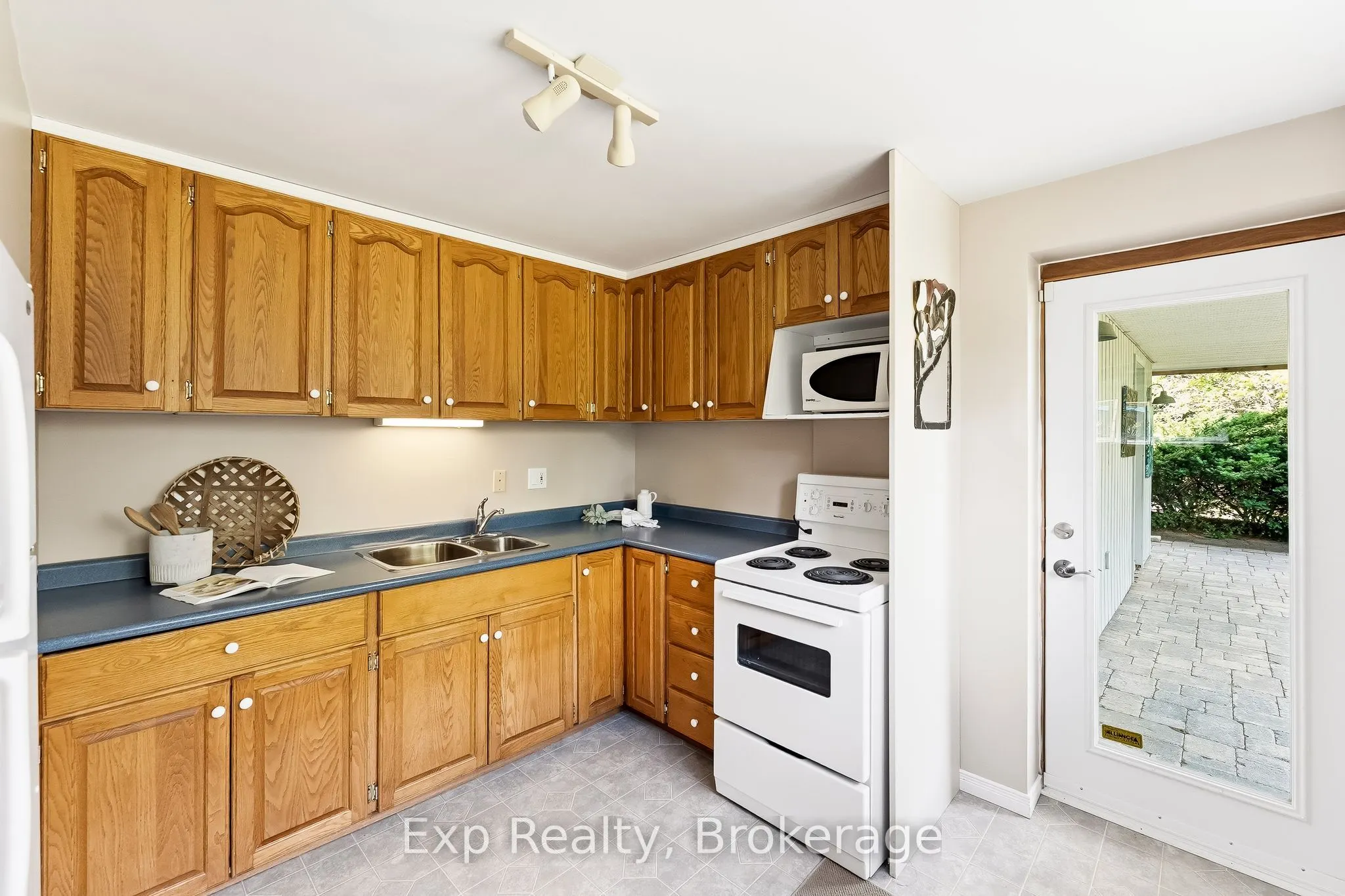 3282 Williamson Road