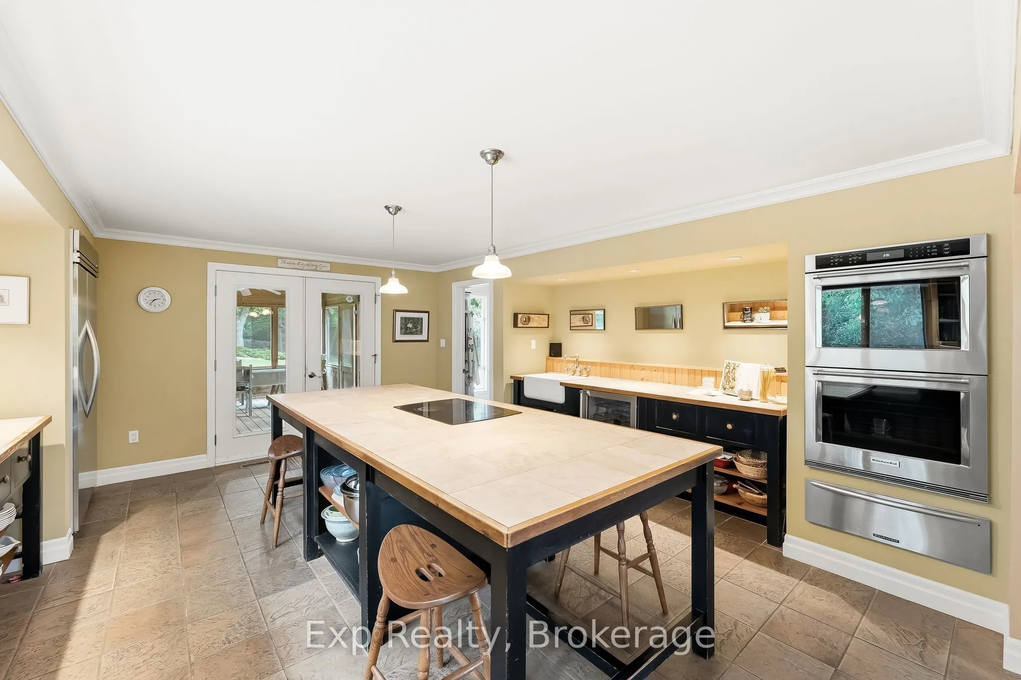 3282 Williamson Road