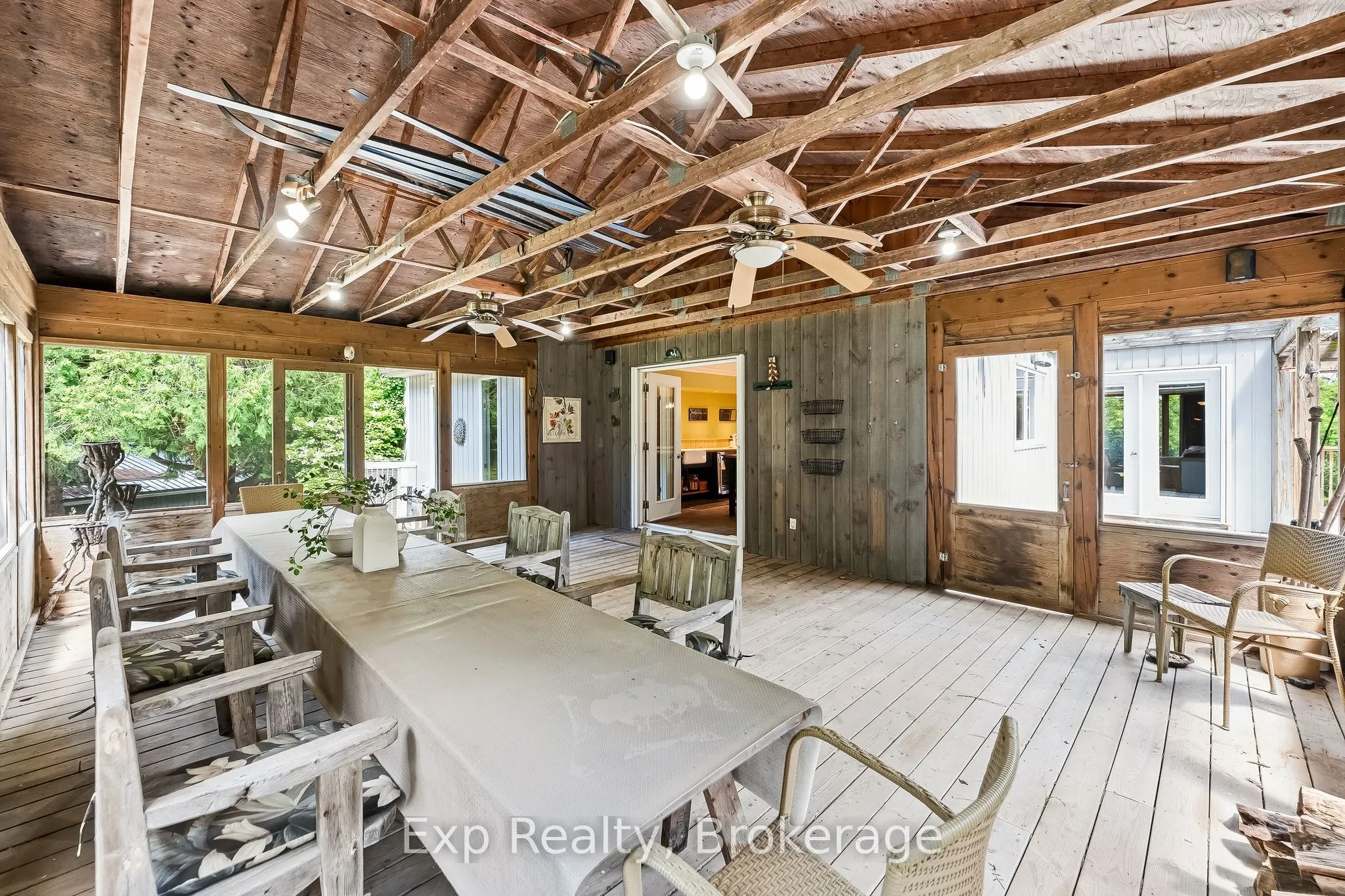 3282 Williamson Road