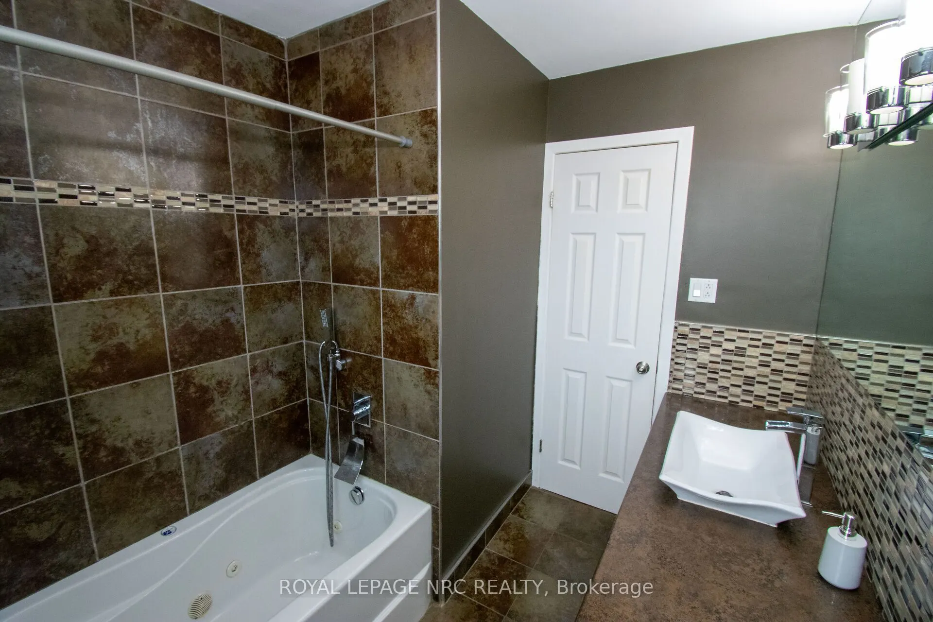 46 Trelawn Parkway
