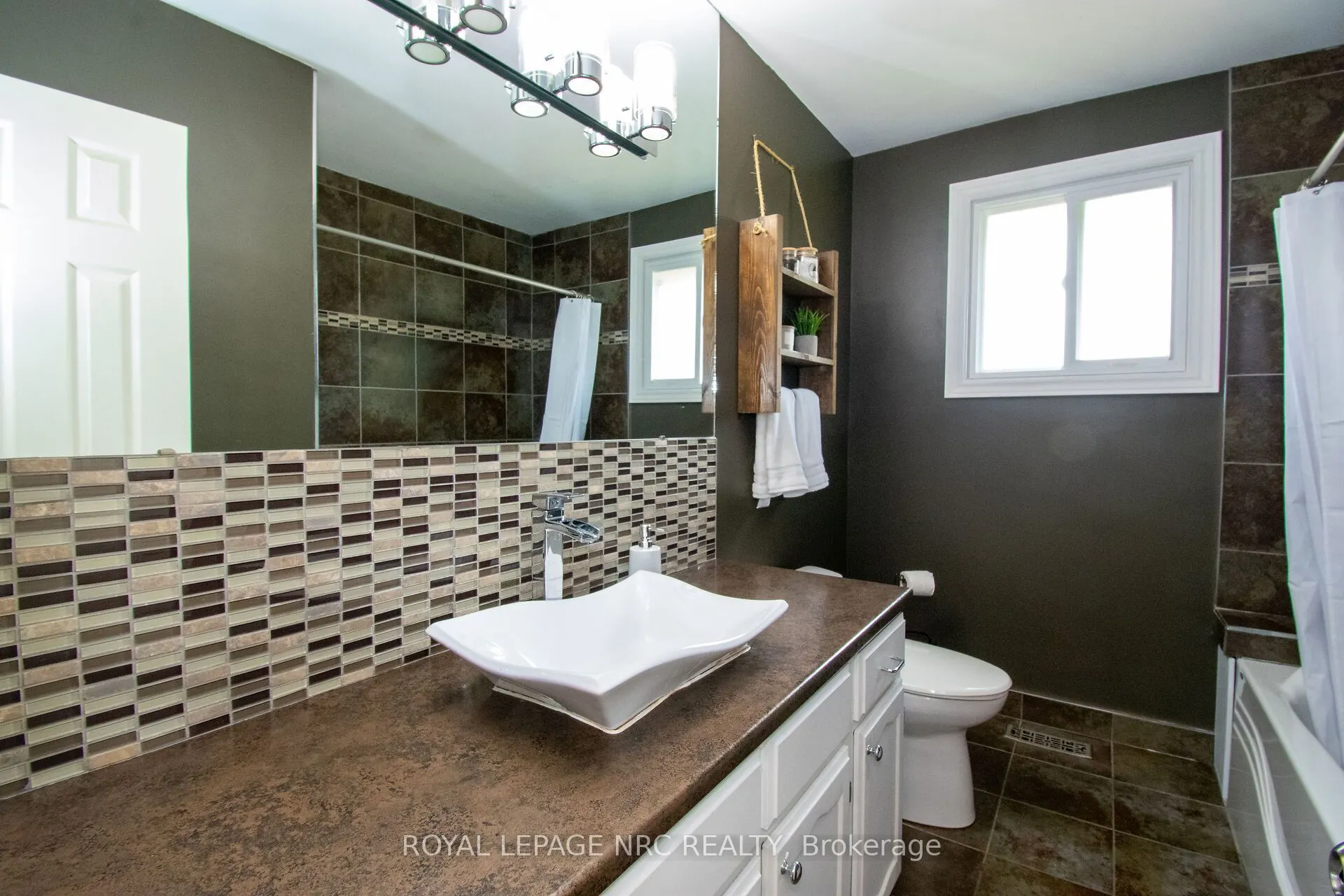 46 Trelawn Parkway
