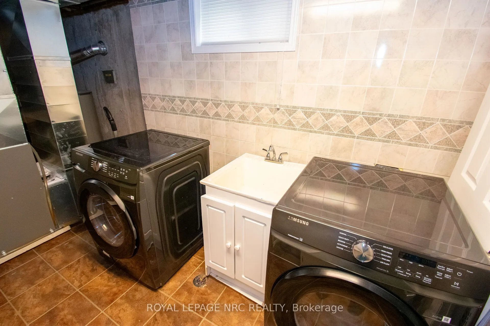 46 Trelawn Parkway