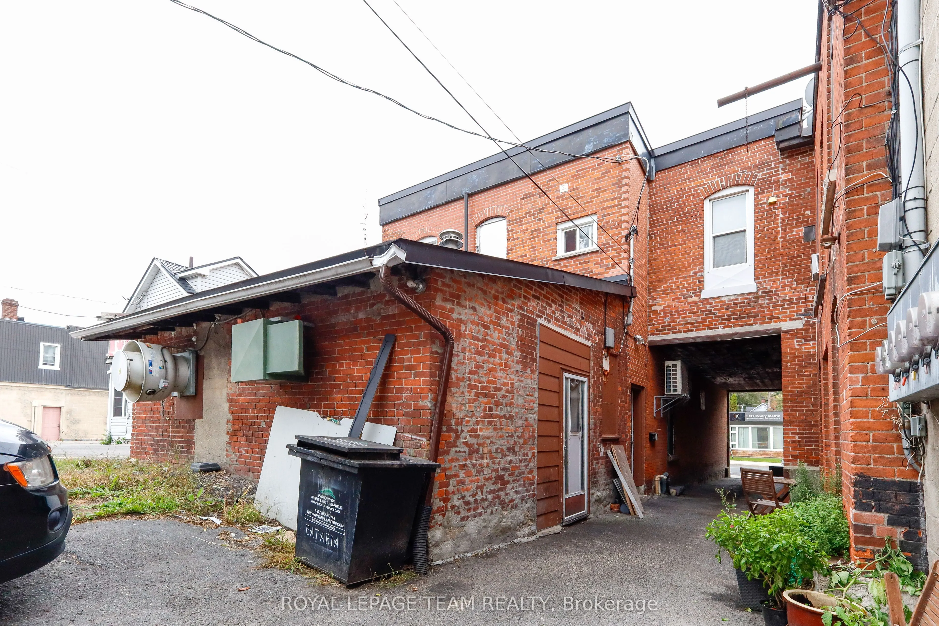 73 Bridge Street