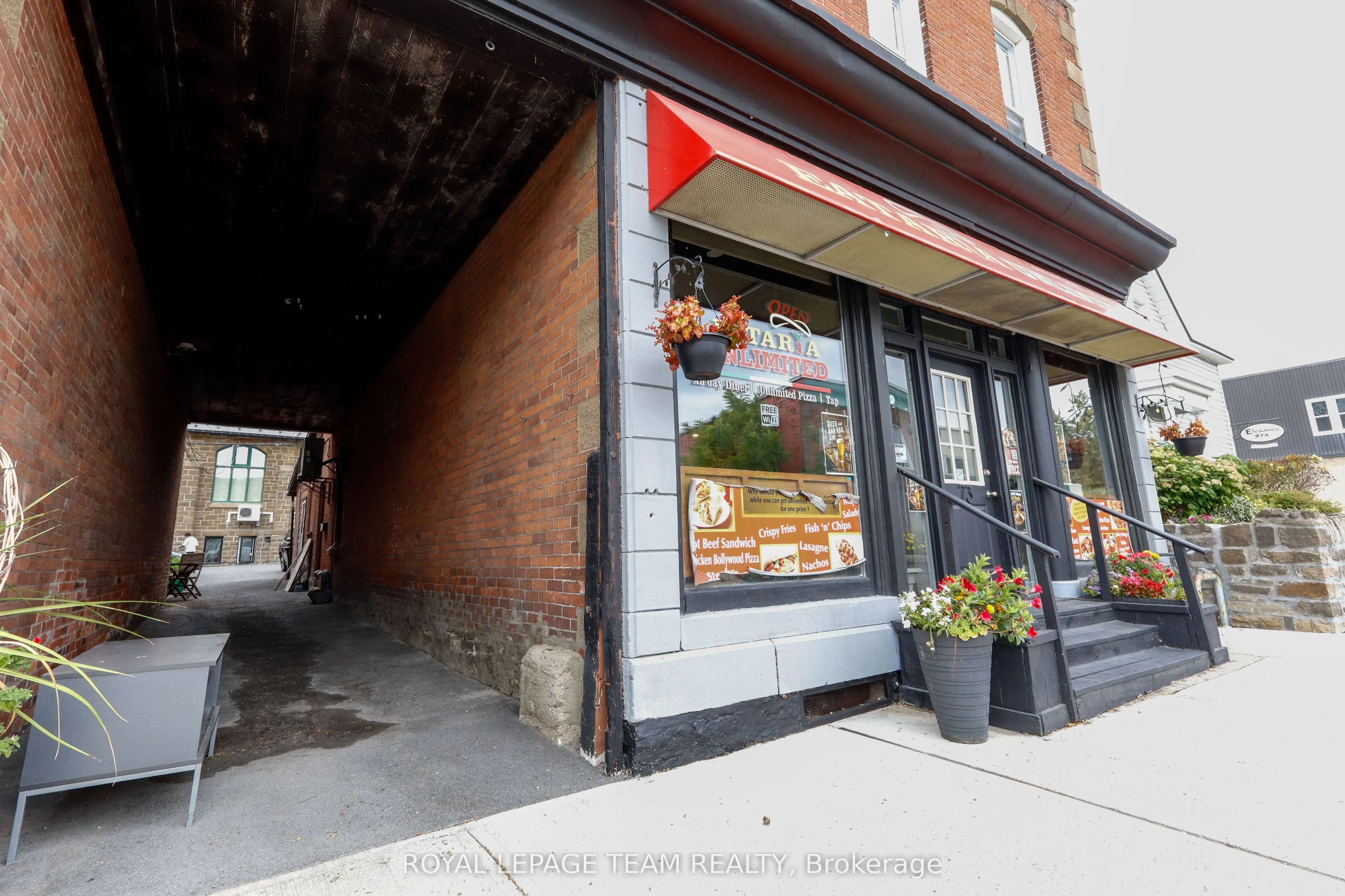 73 Bridge Street