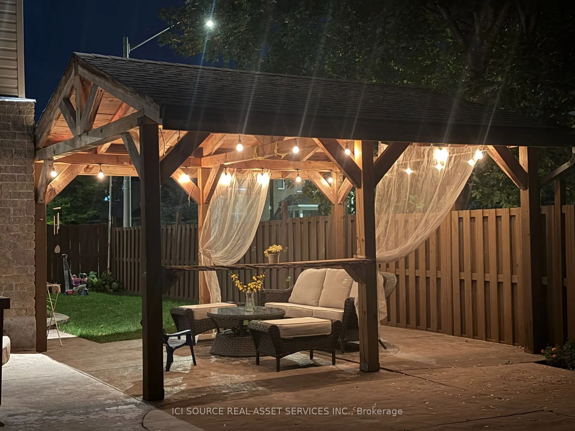 127 Waterbridge Drive