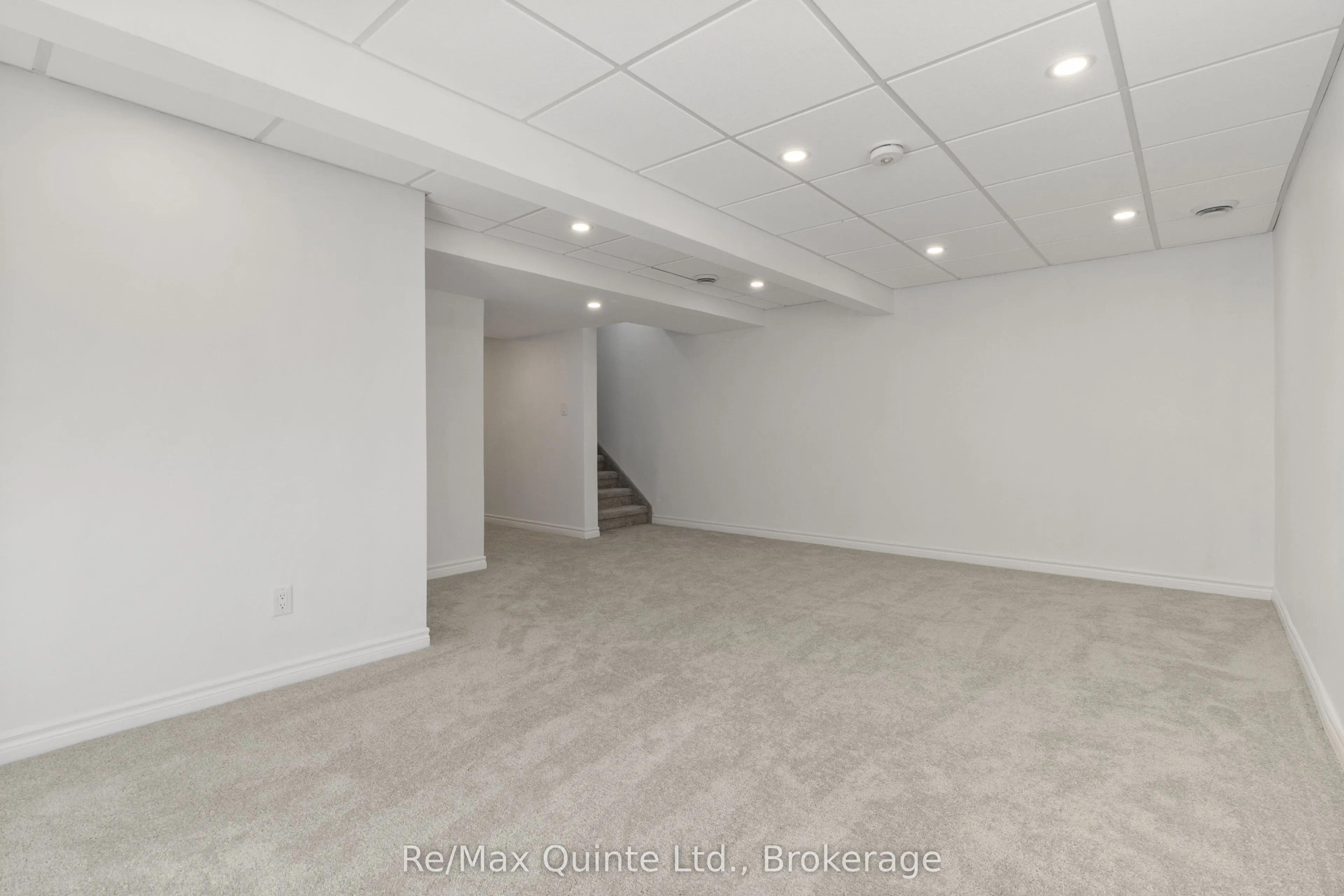 46 Cottonwood Drive