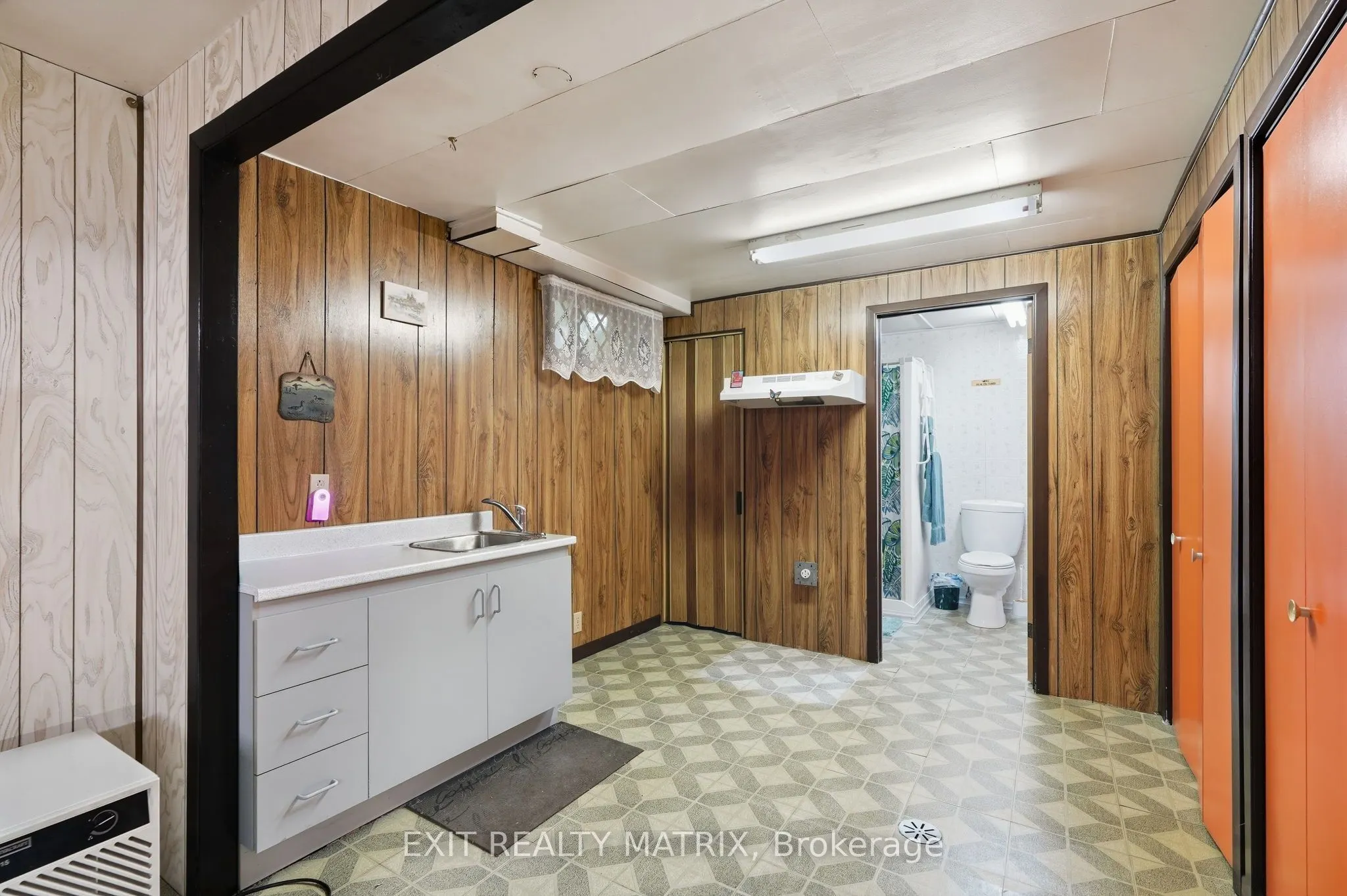 815 Edmond Street