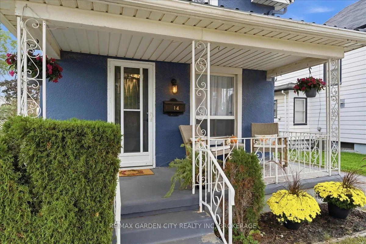 14 Forks Road