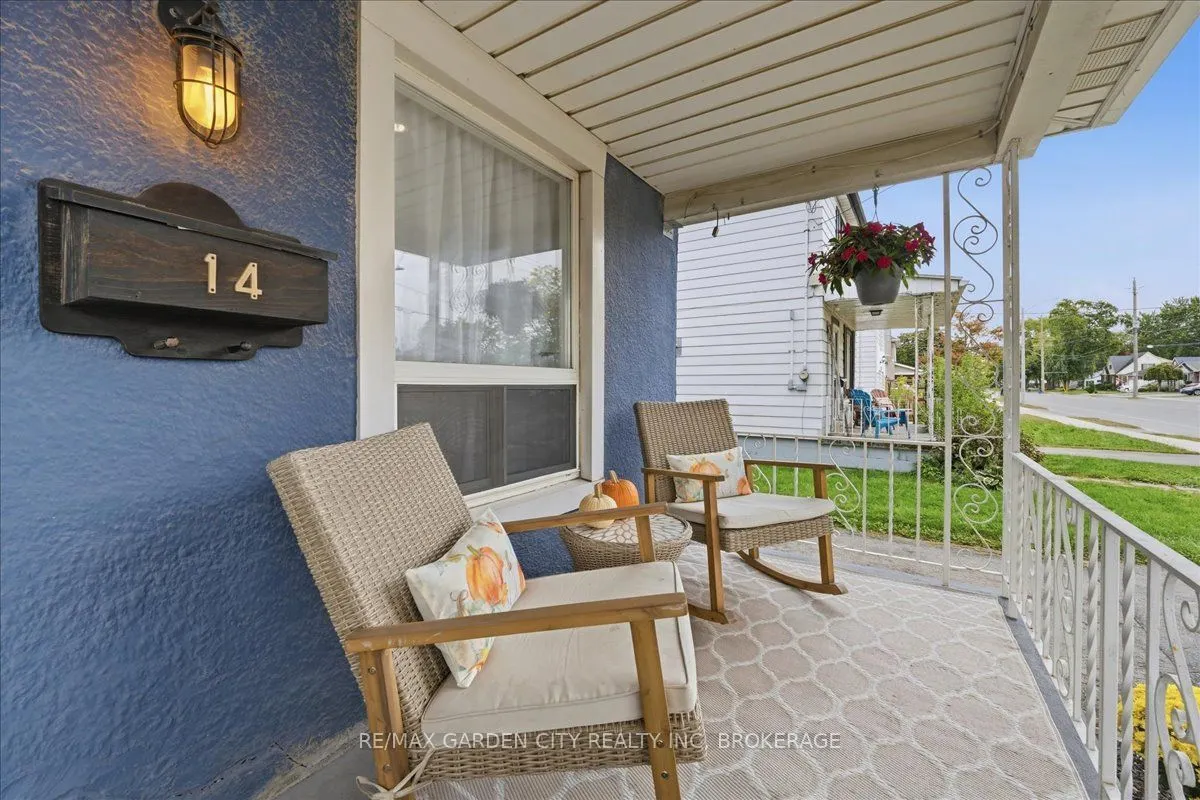 14 Forks Road