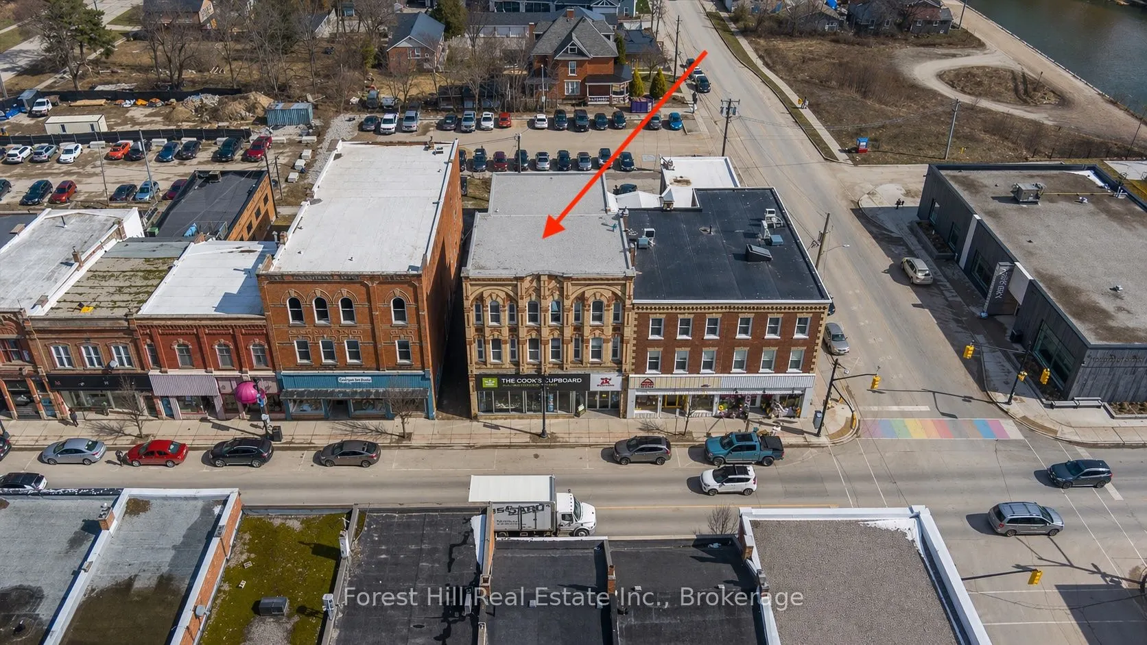 29 SYKES Street N