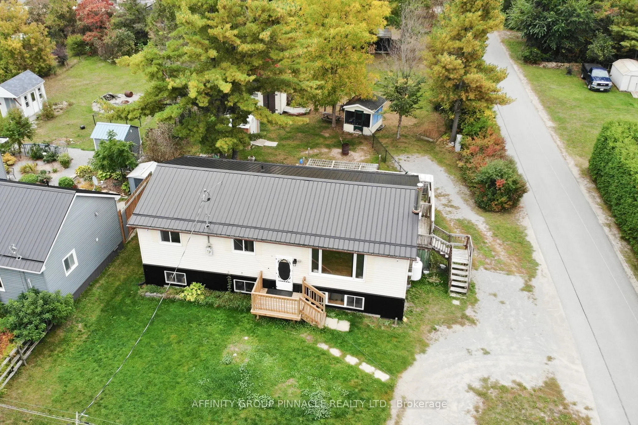 24 Oakwood Drive
