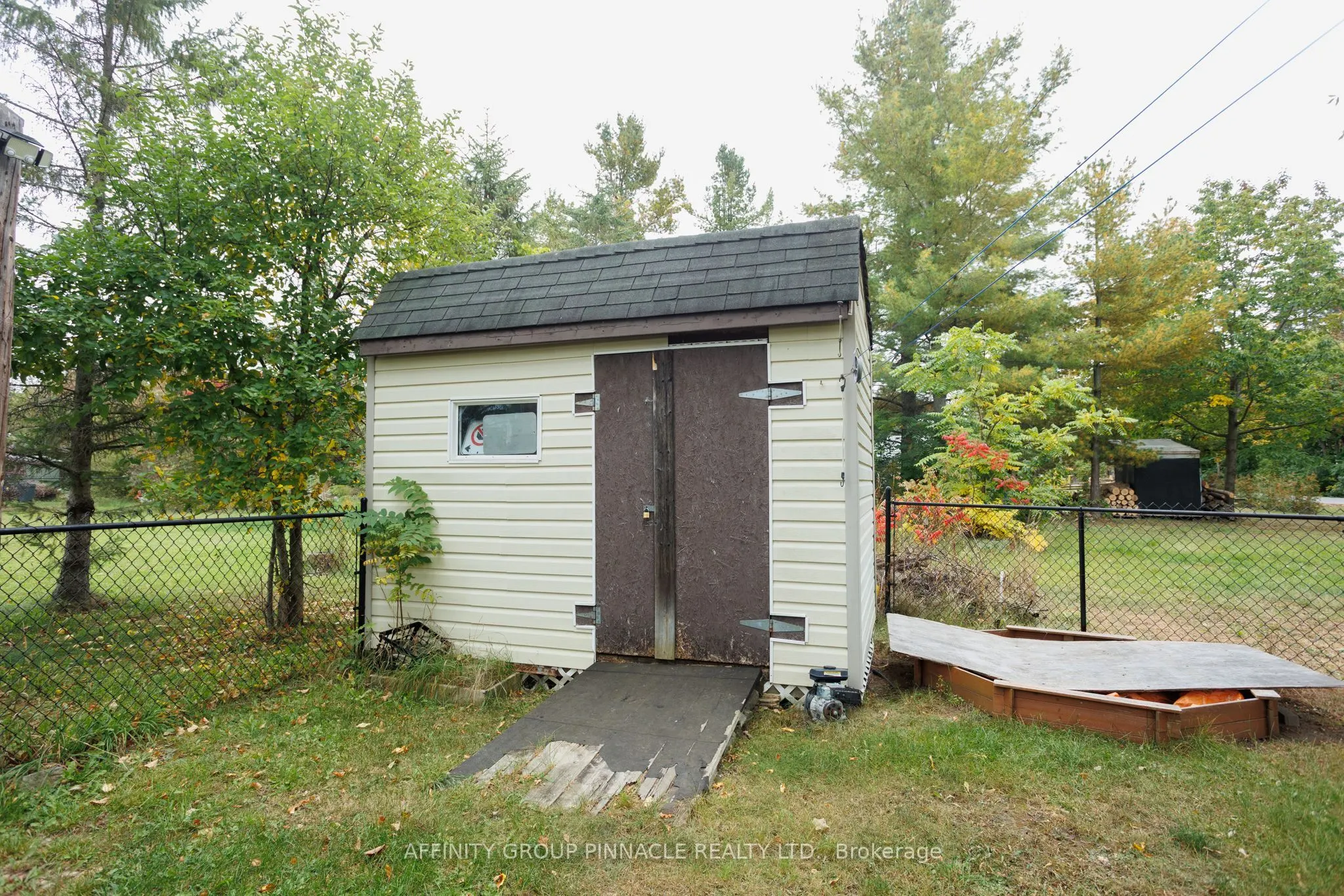 24 Oakwood Drive